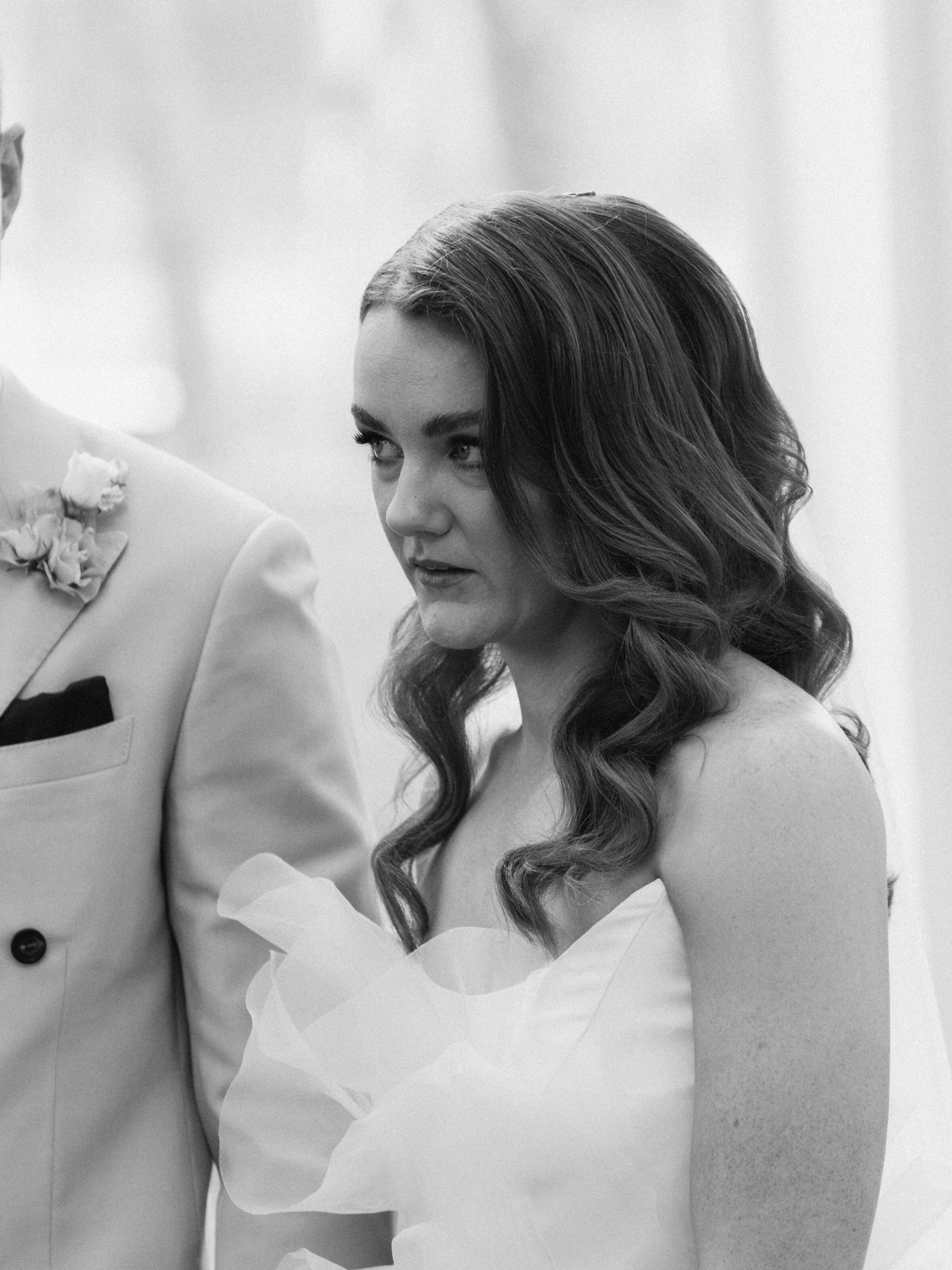 Vintage wedding style at La Farinera captured with luxury approach, Barcelona