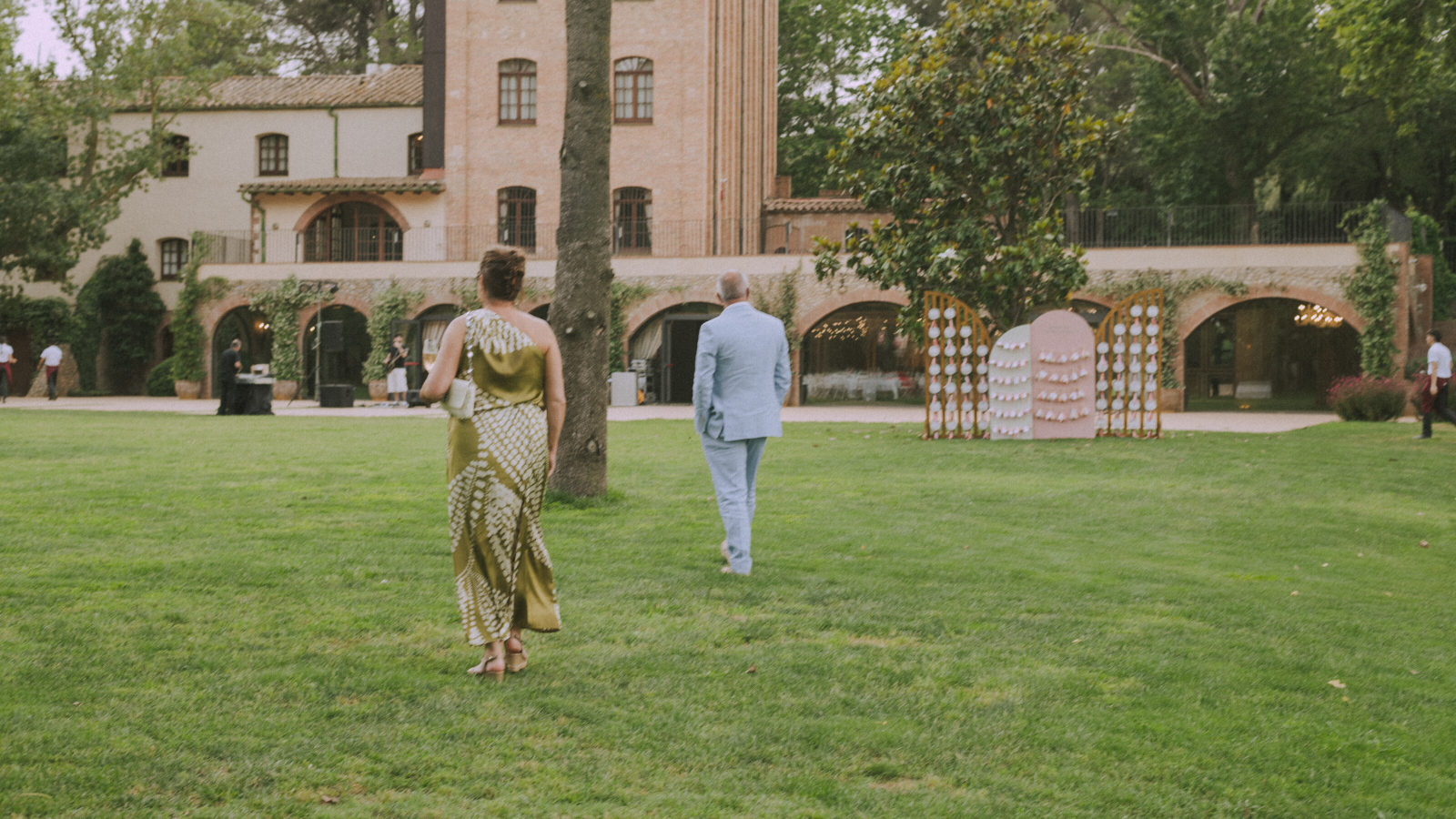 Wedding photographer in Barcelona at La Farinera with luxury wedding photography Spain