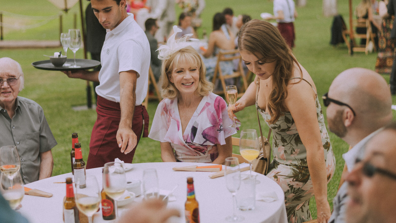 Wedding photographer in Barcelona at La Farinera with authentic wedding photo Barcelona