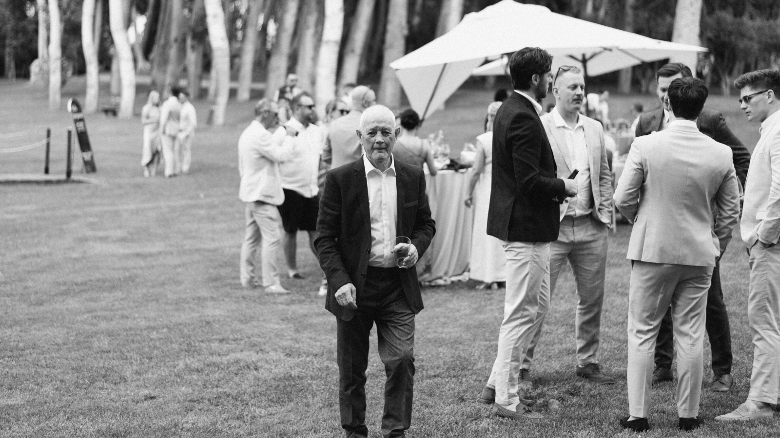 Wedding photographer in Barcelona at La Farinera with real wedding photo Barcelona