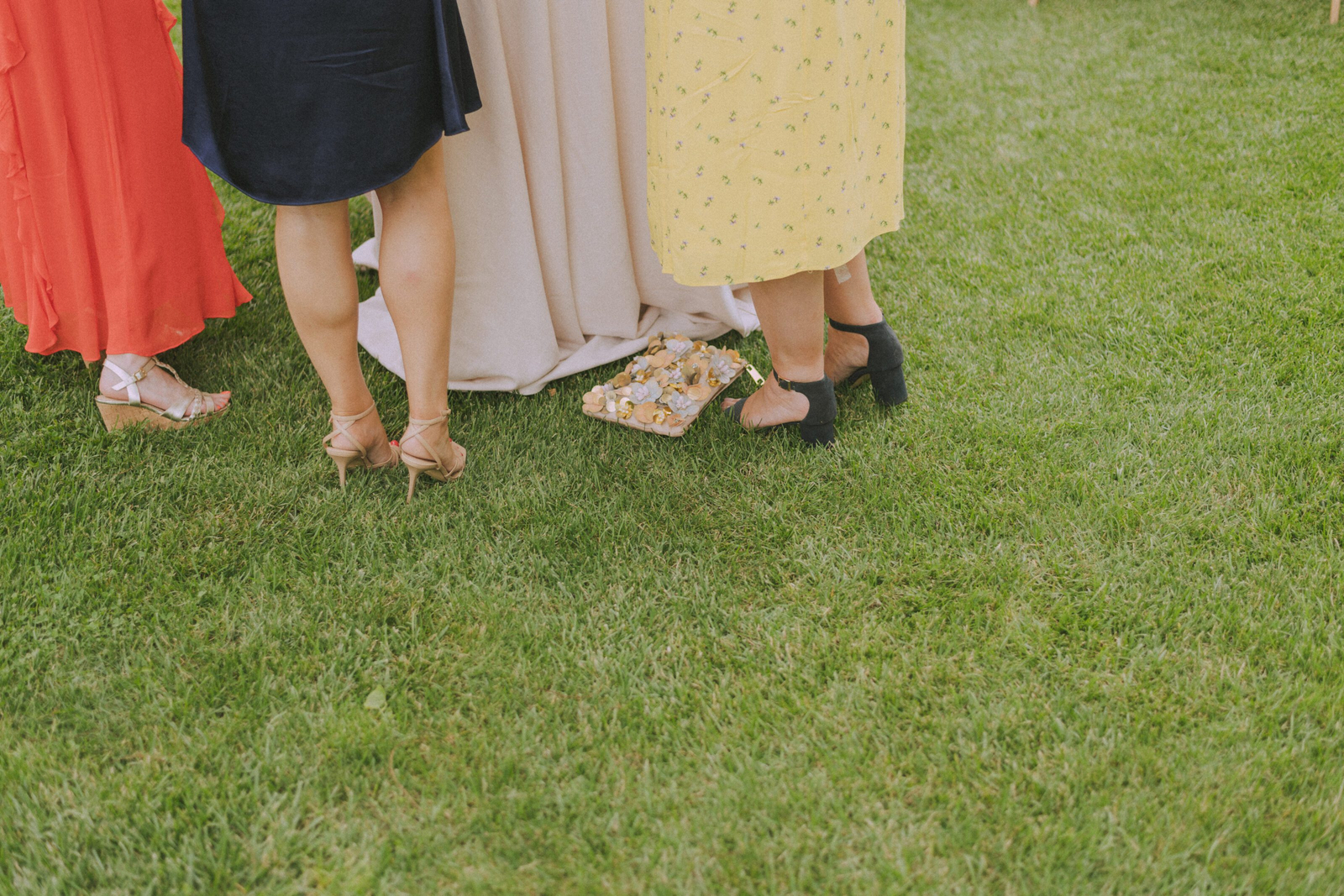 Wedding photographer in Barcelona at La Farinera with candid wedding look Barcelona