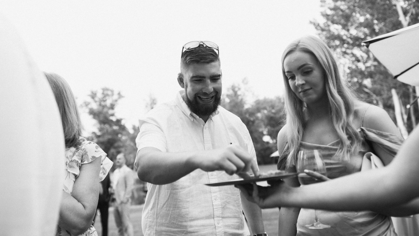 Wedding photographer in Barcelona at La Farinera with candid wedding photographer