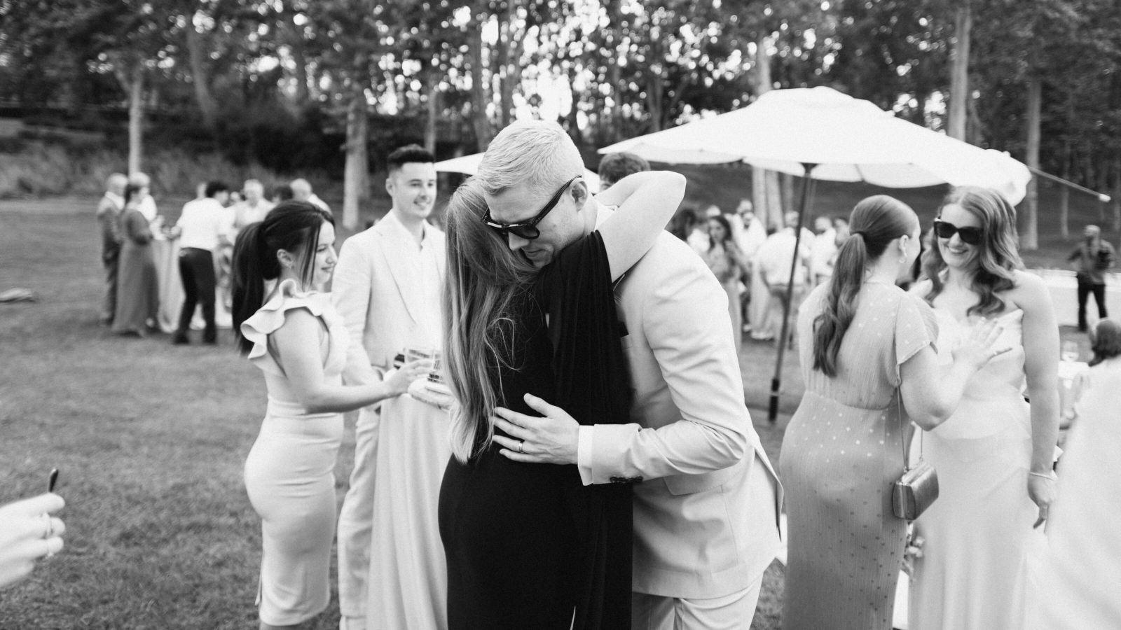 Wedding photographer in Barcelona at La Farinera with analog wedding look