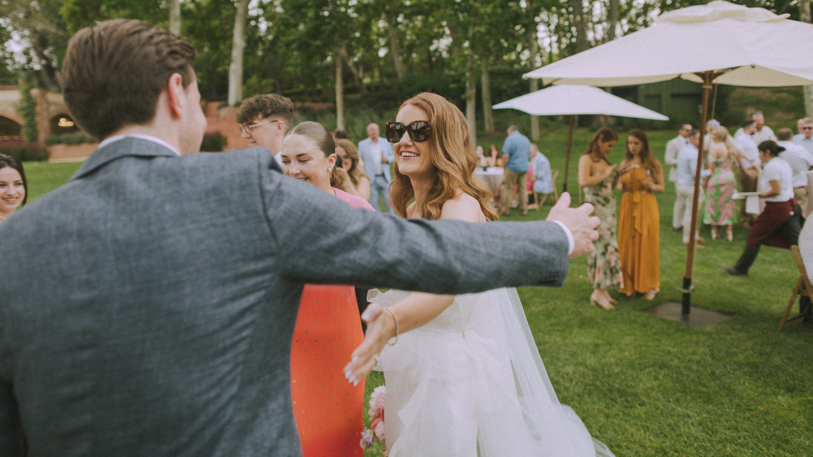 Wedding photographer in Barcelona at La Farinera with real wedding look