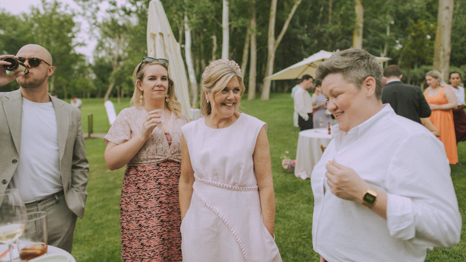 Wedding photographer in Barcelona at La Farinera with film wedding look