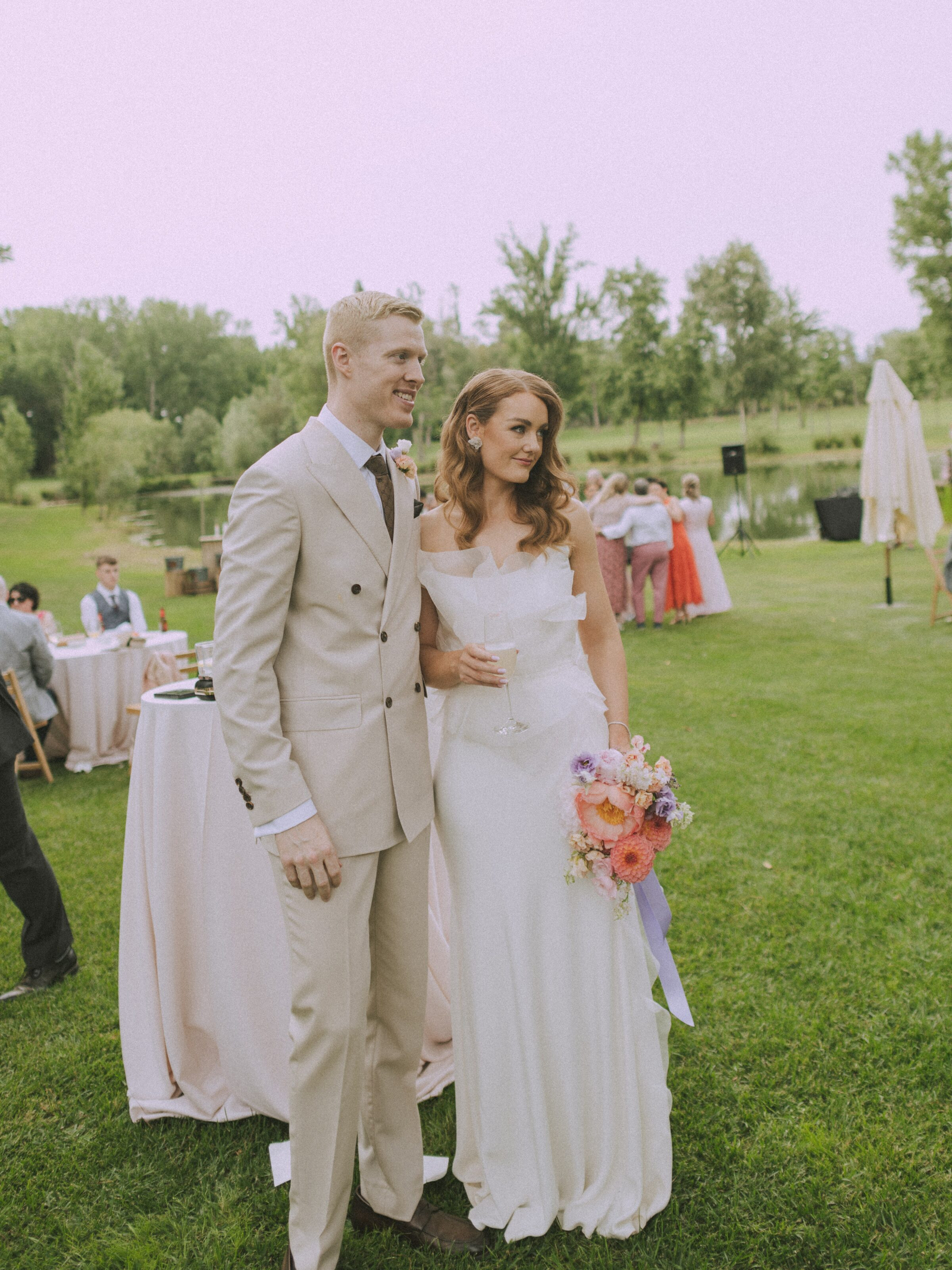 Wedding photographer in Barcelona at La Farinera with professional wedding photography