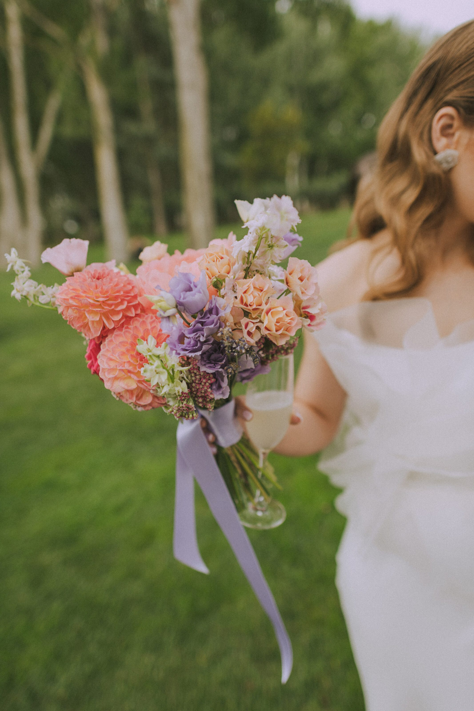 Wedding photographer in Barcelona at La Farinera with film style