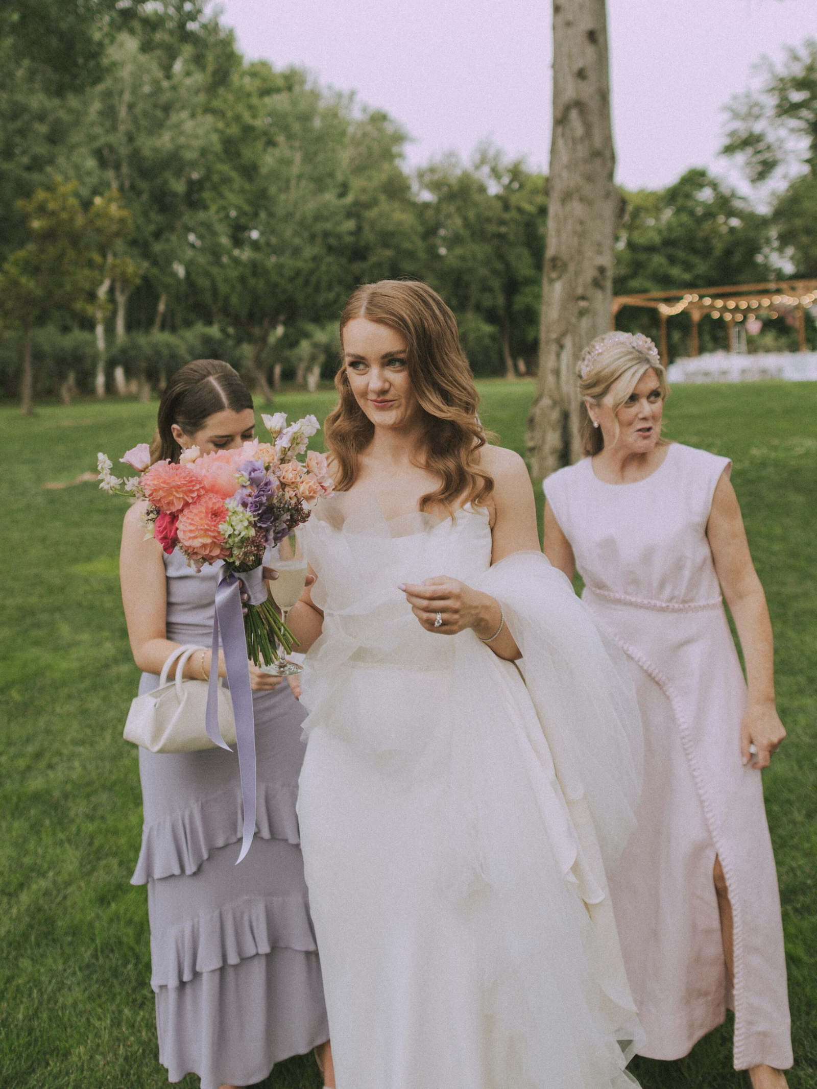 Wedding photographer in Barcelona at La Farinera with vintage look