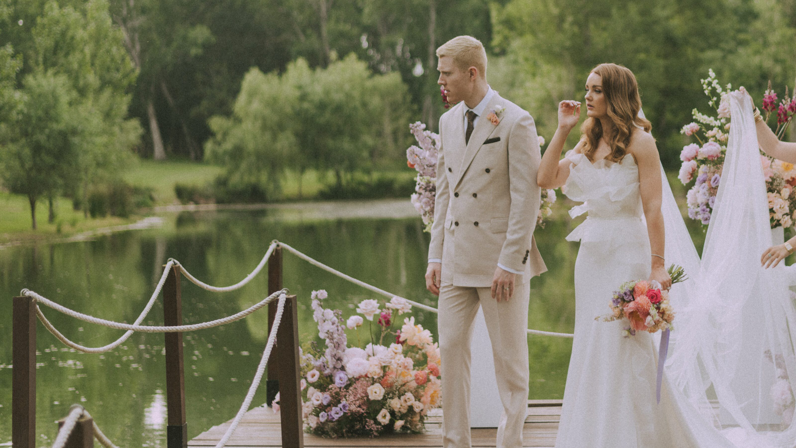Wedding photographer in Barcelona at La Farinera with real wedding style Catalonia