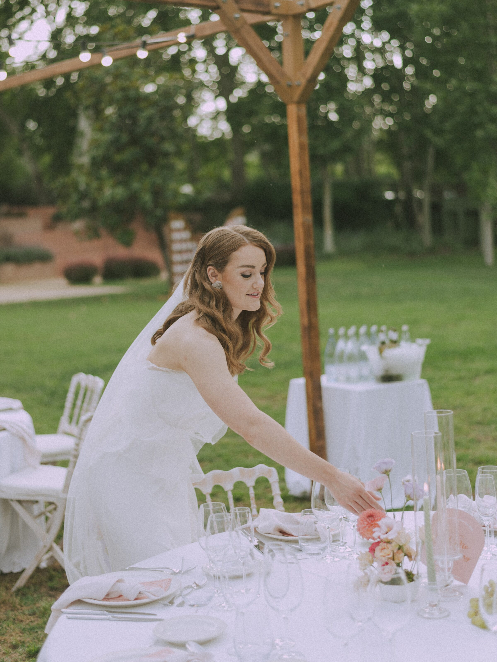 Wedding photographer in Barcelona at La Farinera with candid wedding photo Spain