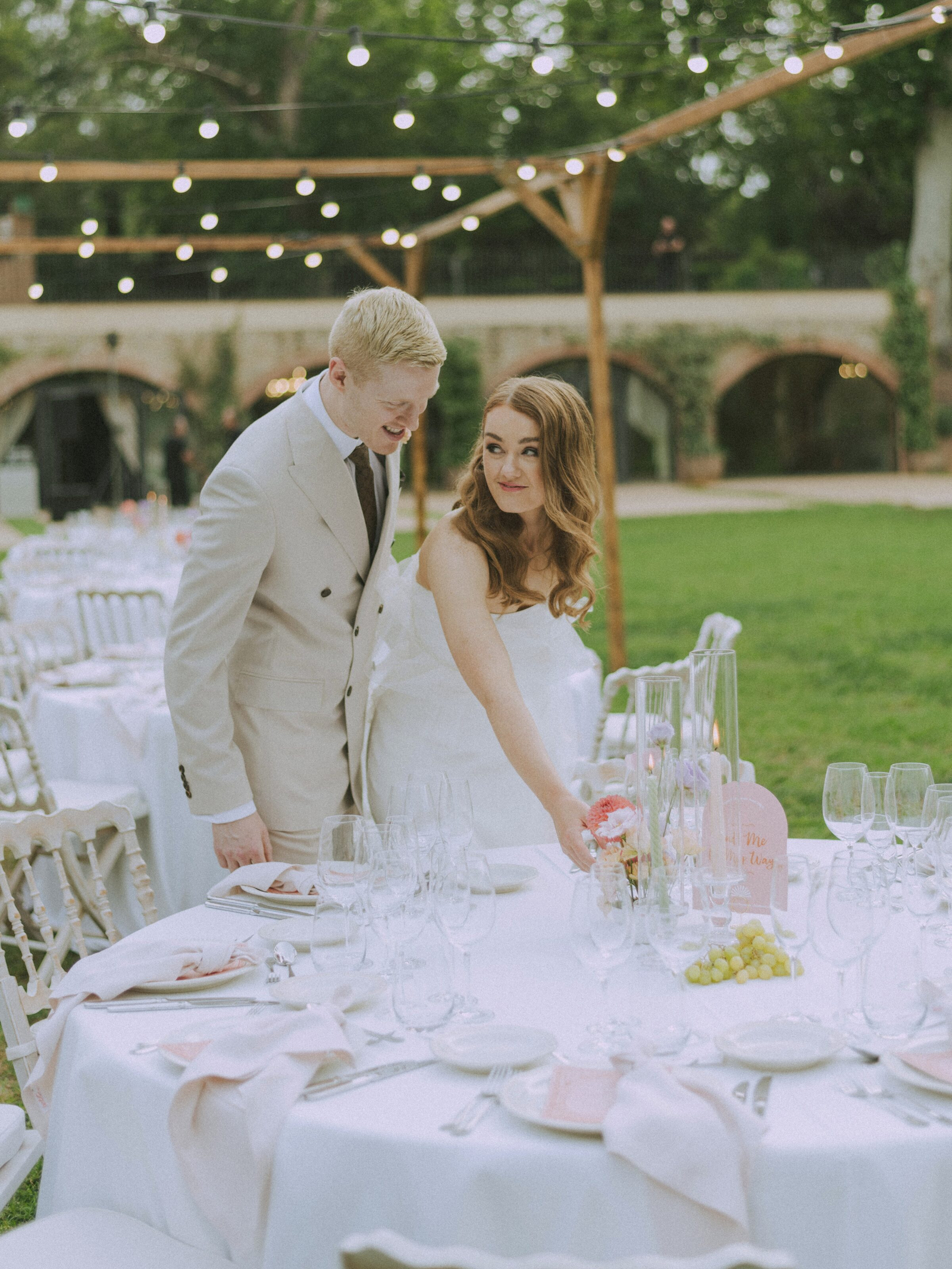 Wedding photographer in Barcelona at La Farinera with professional wedding look Spain