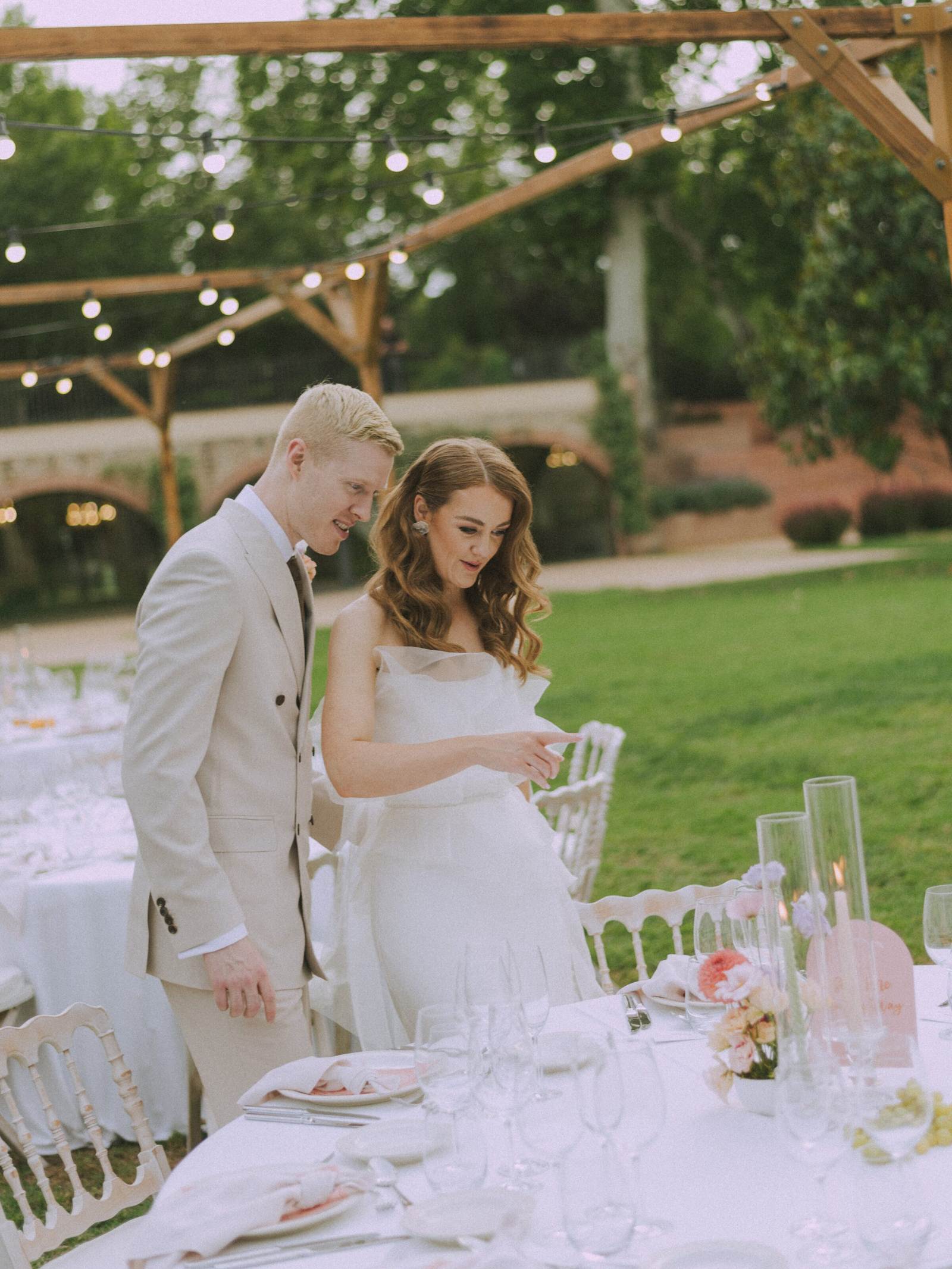 Wedding photographer in Barcelona at La Farinera with luxury wedding look Spain