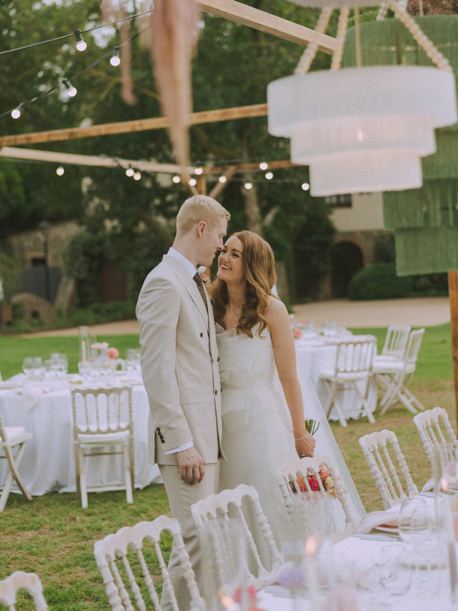 Wedding photographer in Barcelona at La Farinera with authentic wedding style Spain