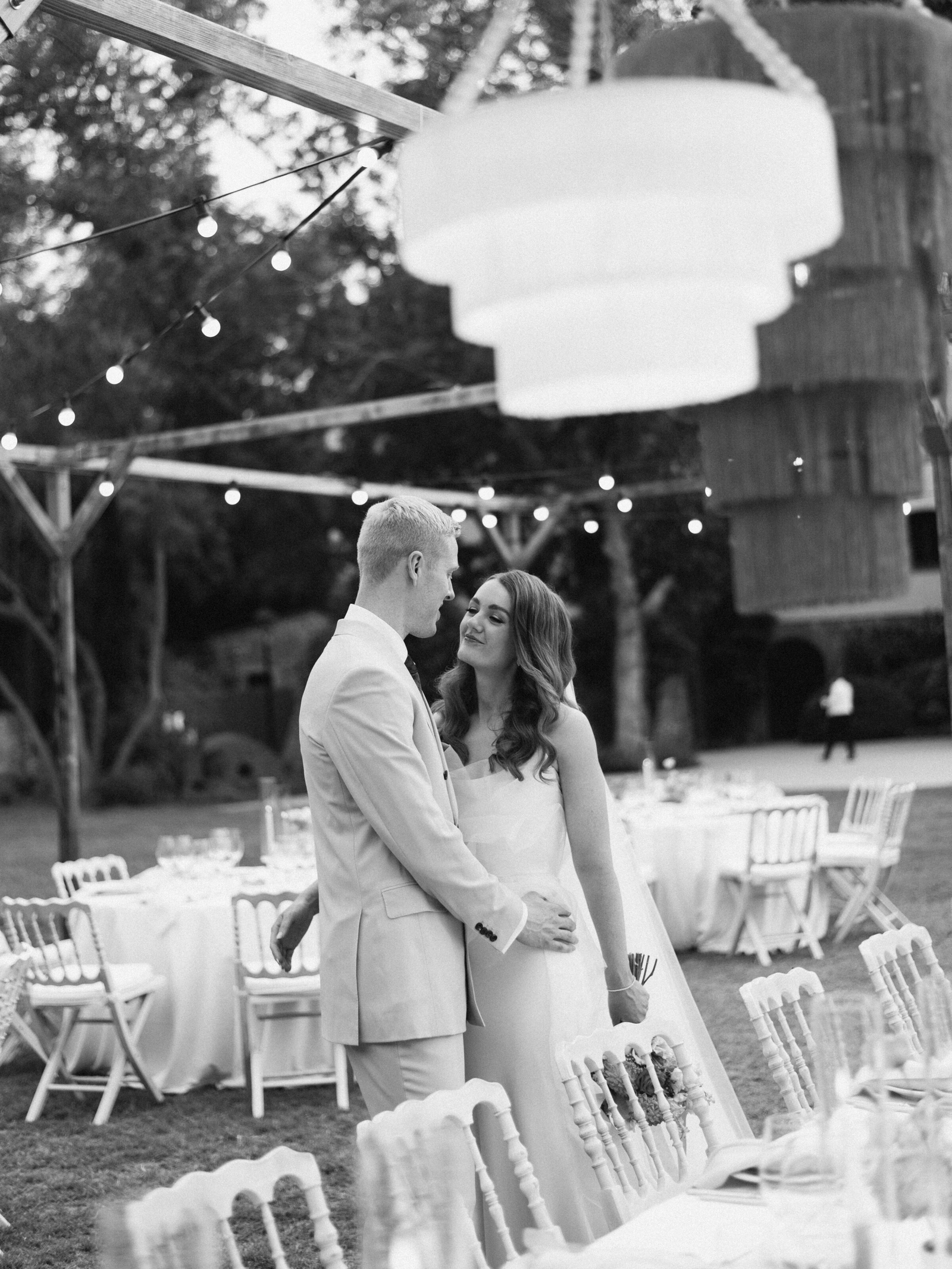 Wedding photographer in Barcelona at La Farinera with analog wedding style Spain