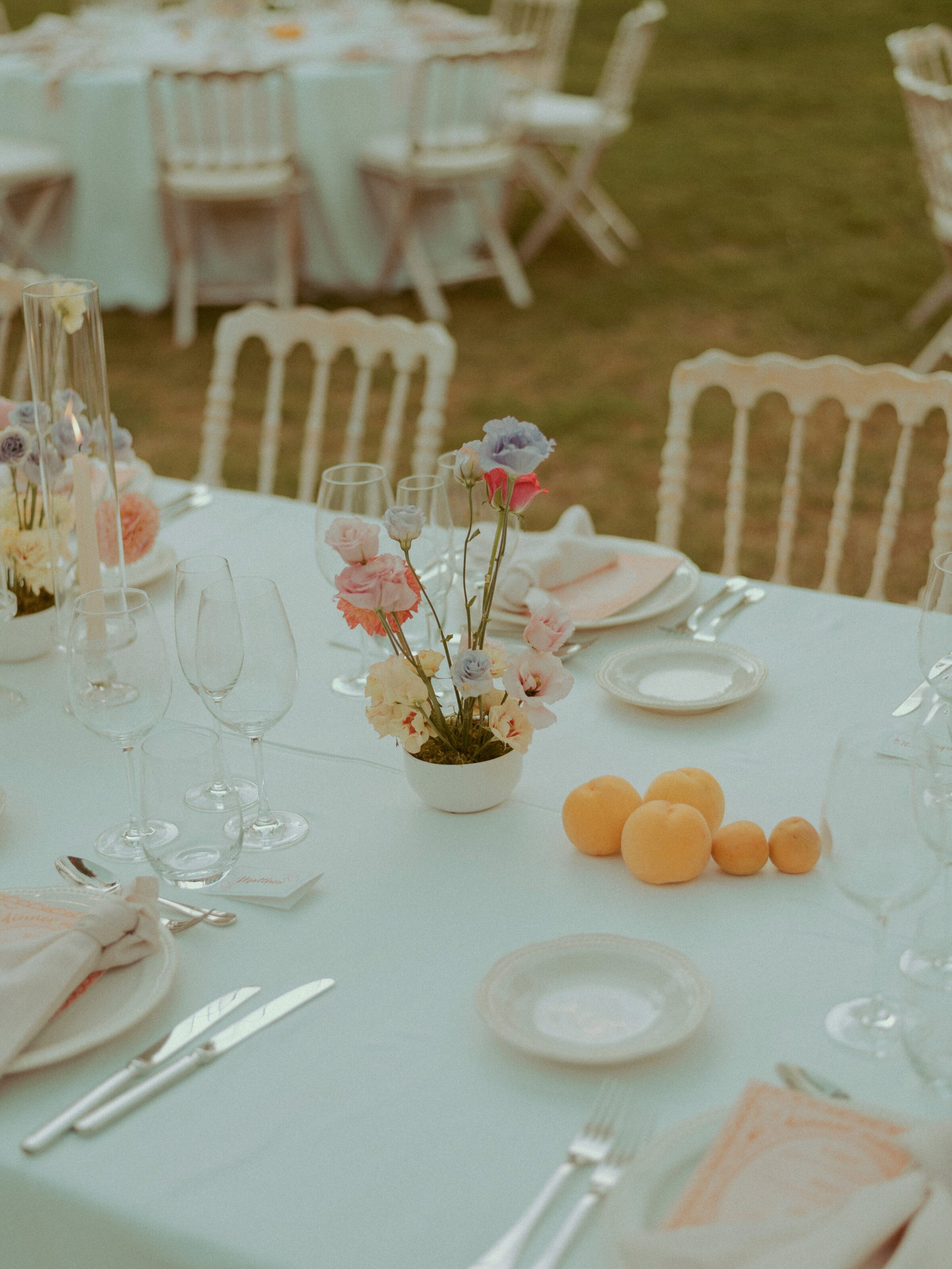 Wedding photographer in Barcelona at La Farinera with candid wedding photography Spain