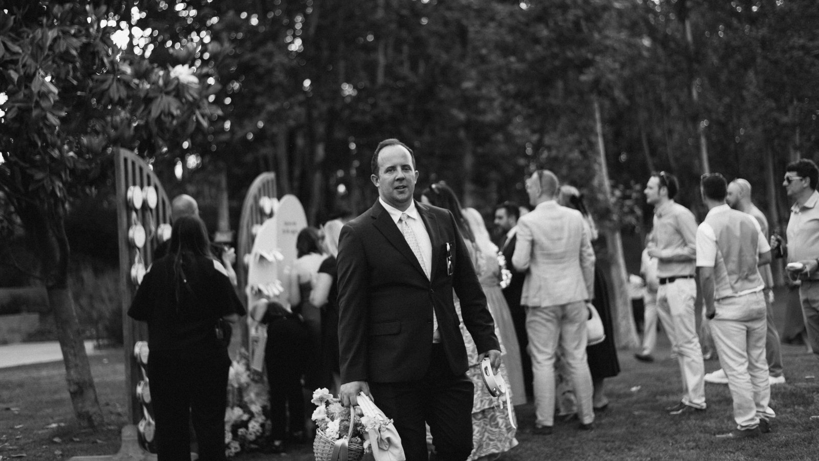 Wedding photographer in Barcelona at La Farinera with authentic wedding photographer Barcelona