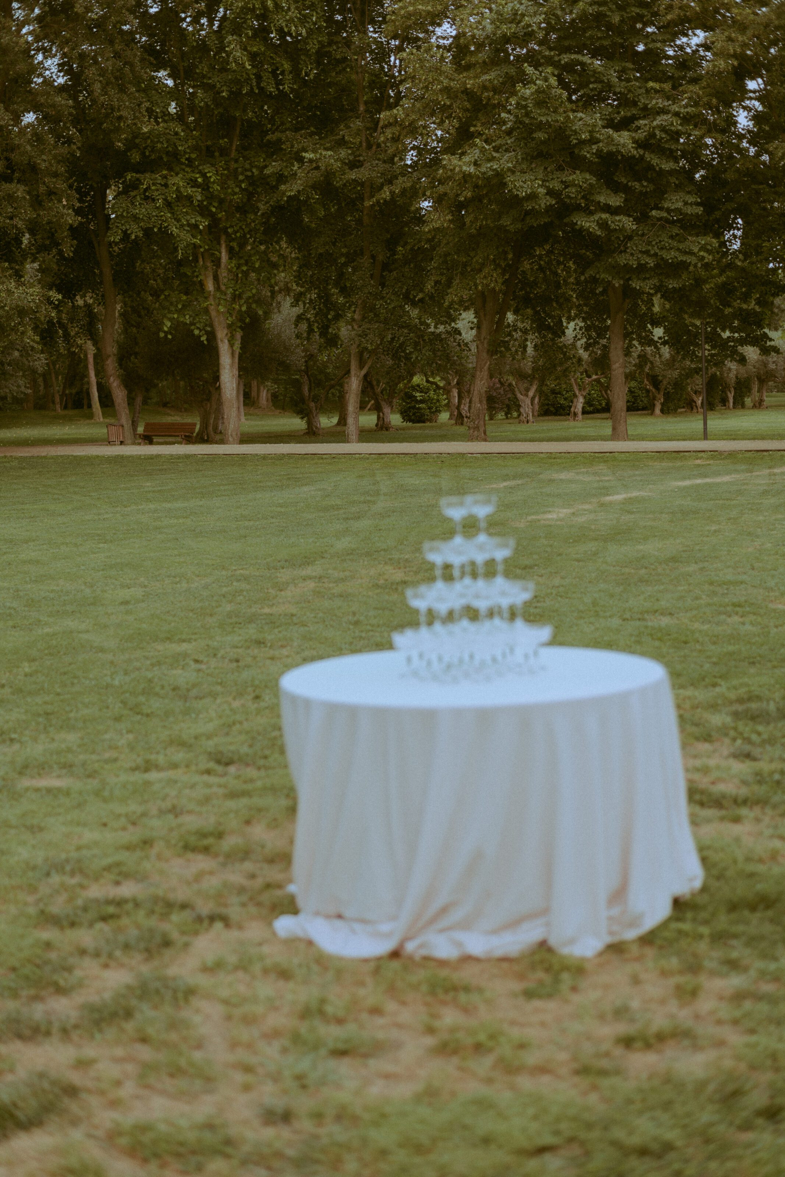 Wedding photographer in Barcelona at La Farinera with candid wedding style Barcelona