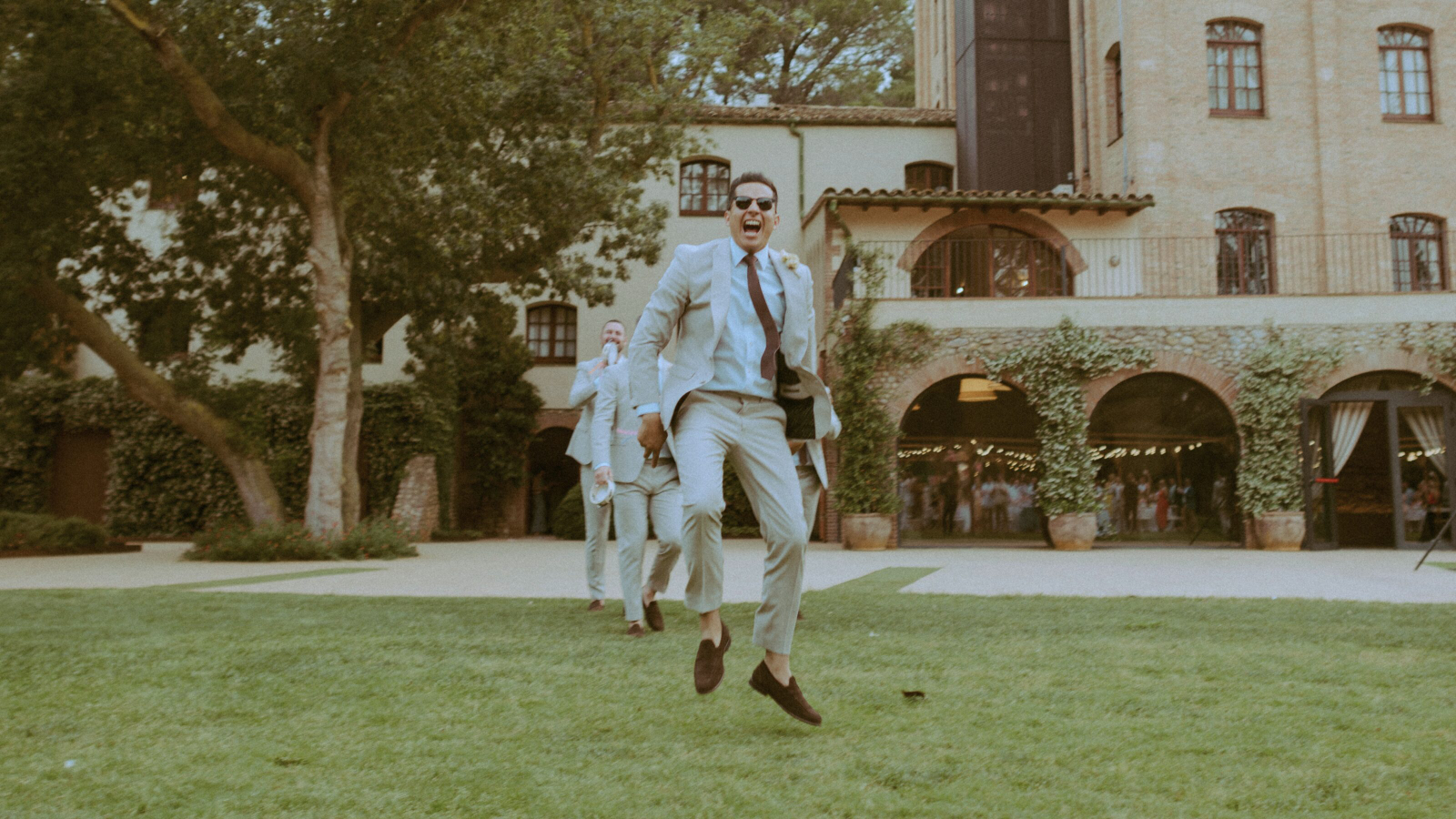 Wedding photographer in Barcelona at La Farinera with analog wedding photography Barcelona