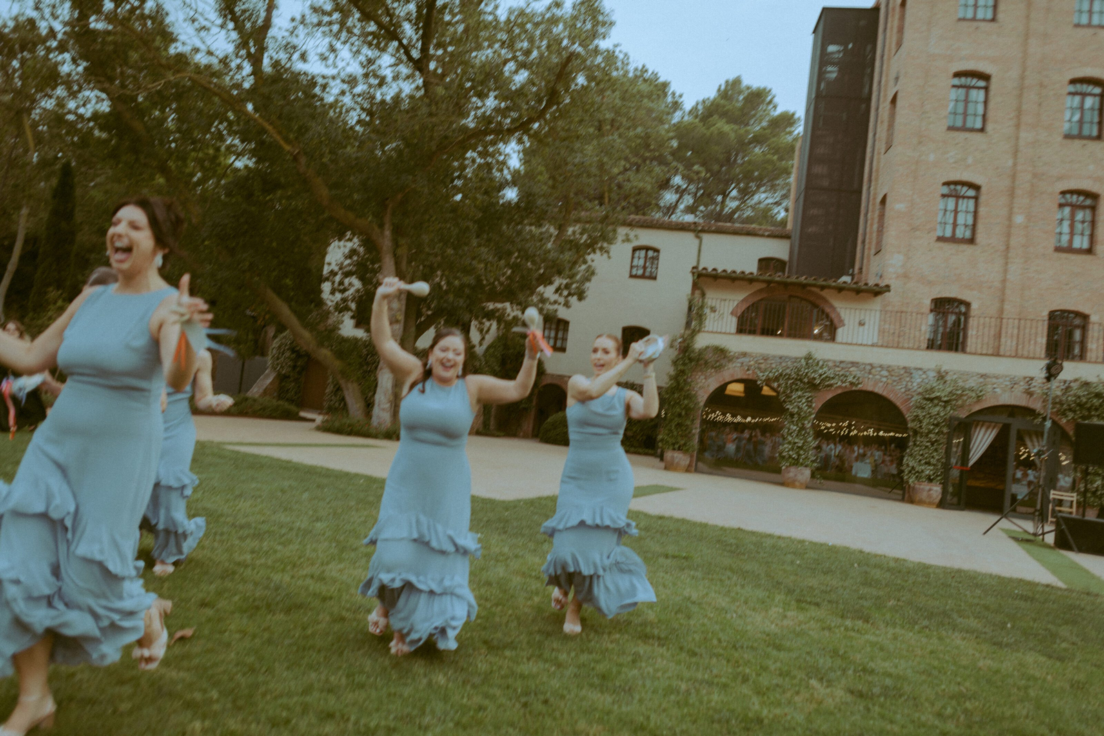 Wedding photographer in Barcelona at La Farinera with film wedding photographer