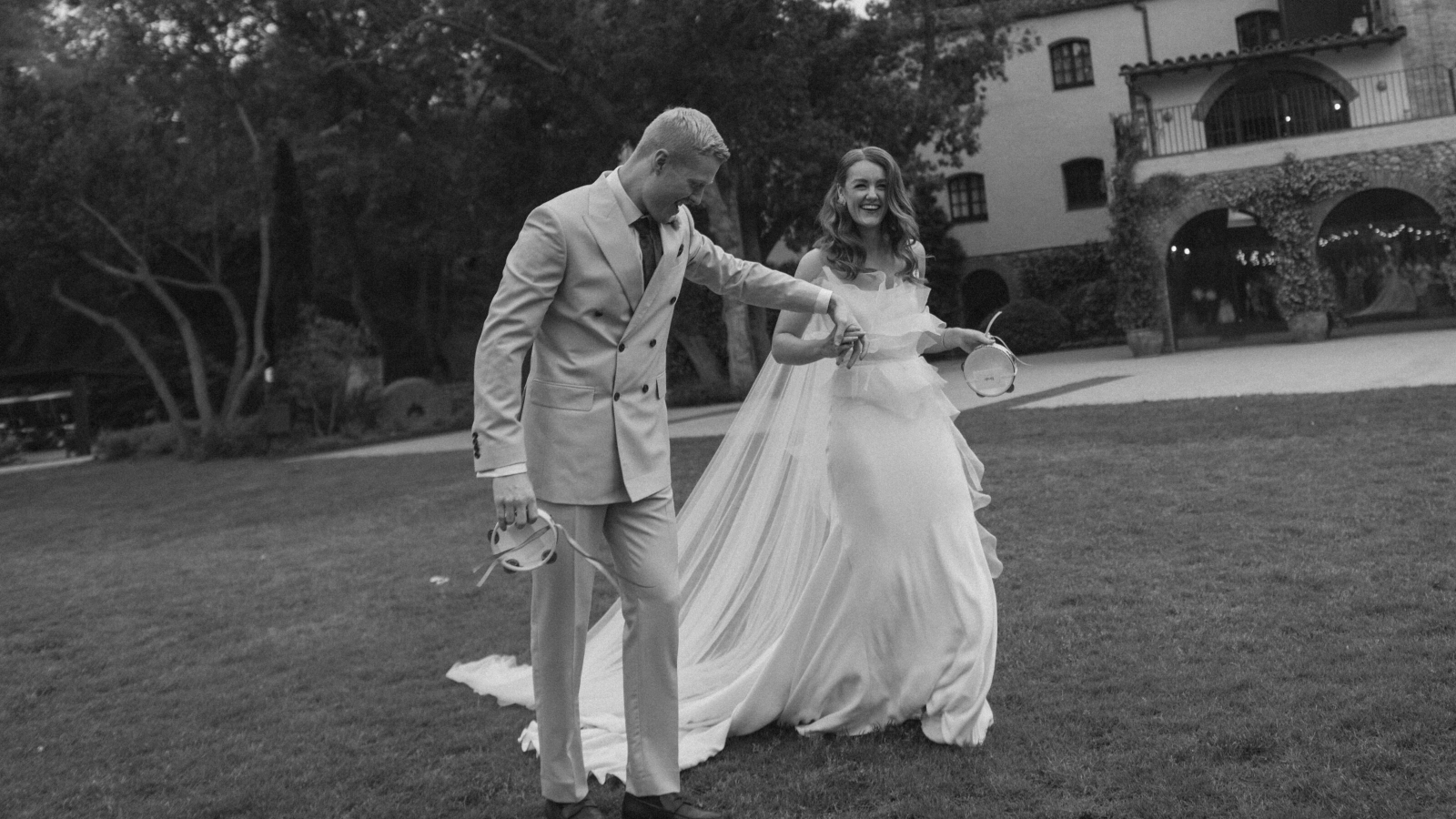 Wedding photographer in Barcelona at La Farinera with film wedding look