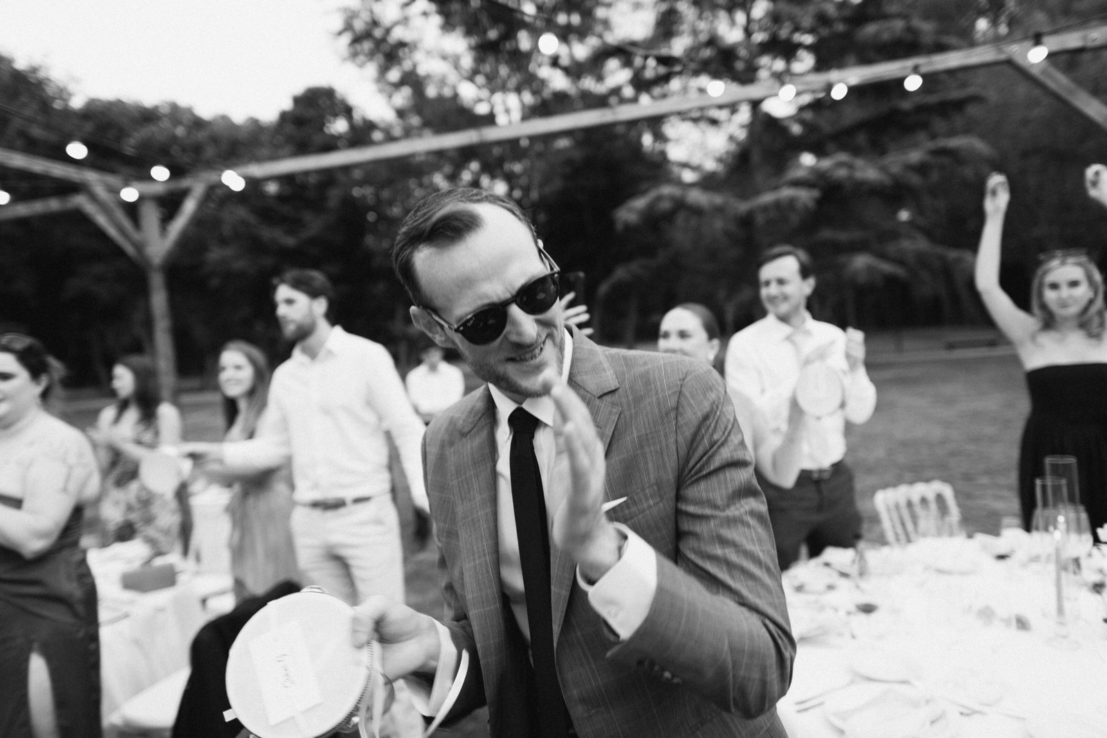Wedding photographer in Barcelona at La Farinera with vintage wedding style