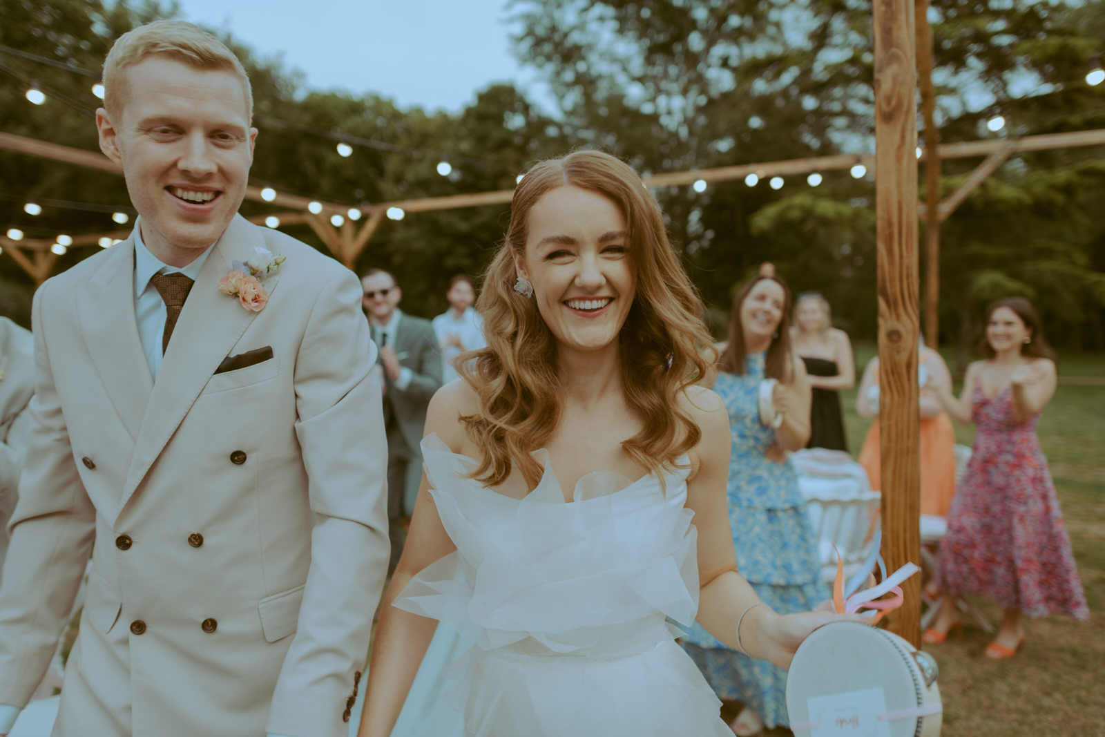 Wedding photographer in Barcelona at La Farinera with professional photography