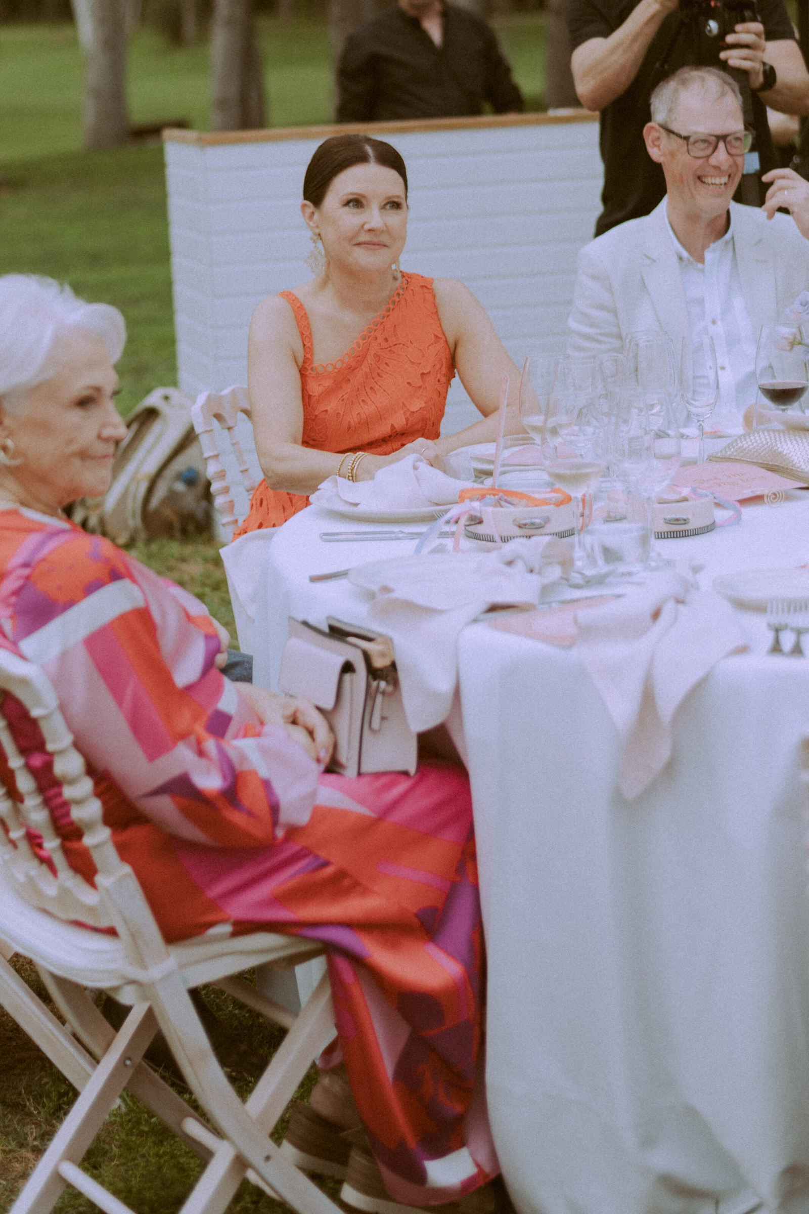 Wedding photographer in Barcelona at La Farinera with candid moments