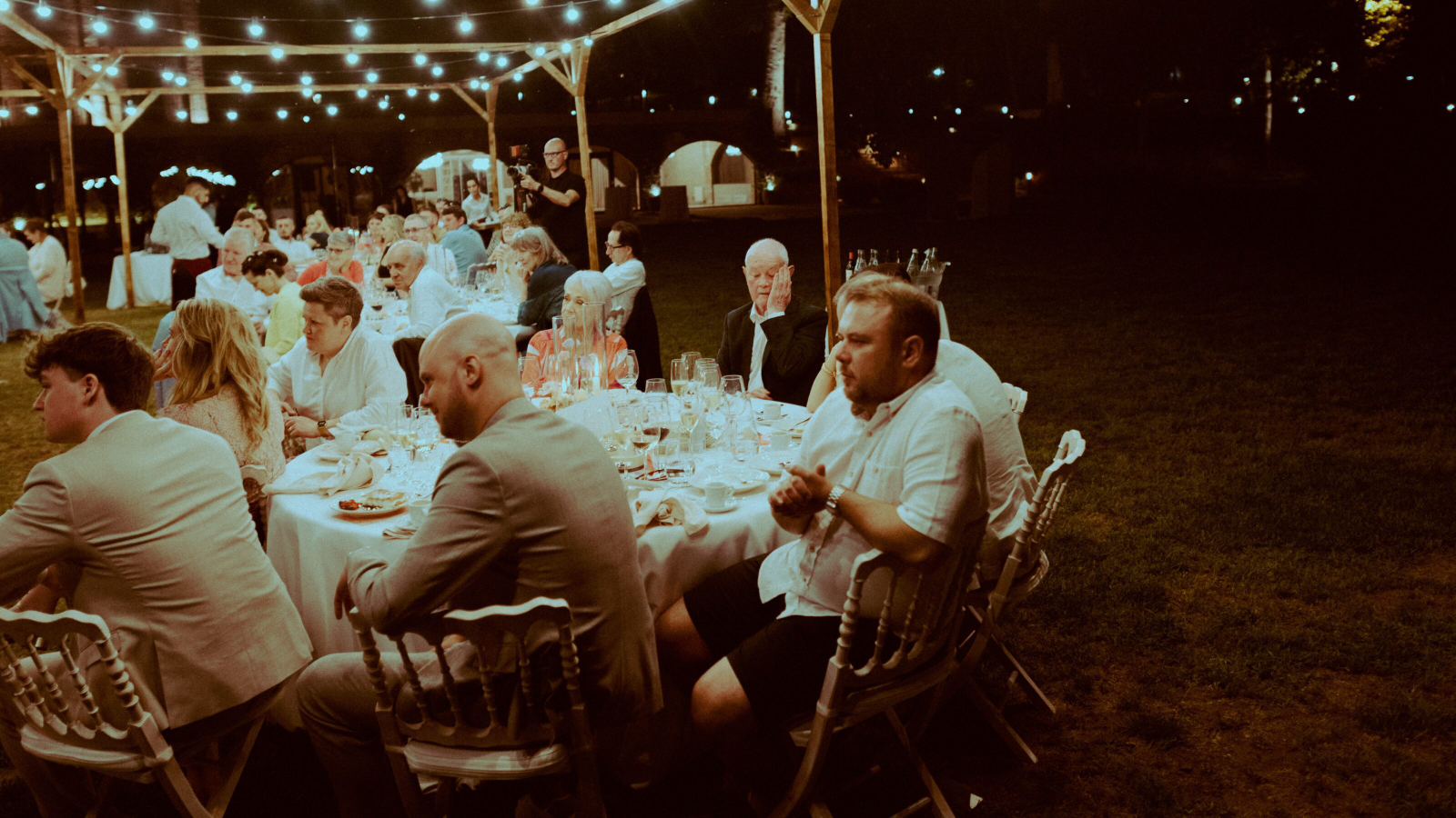 Wedding photographer in Barcelona at La Farinera with analog wedding photographer Spain