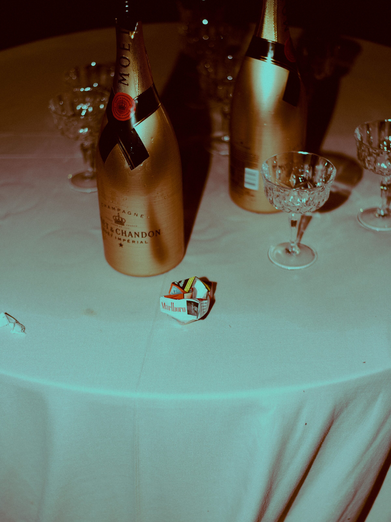 Wedding photographer in Barcelona at La Farinera with vintage wedding photographer