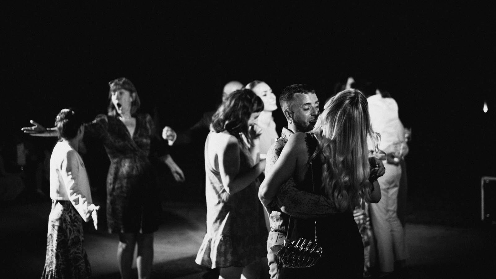Wedding photographer in Barcelona at La Farinera with real wedding look