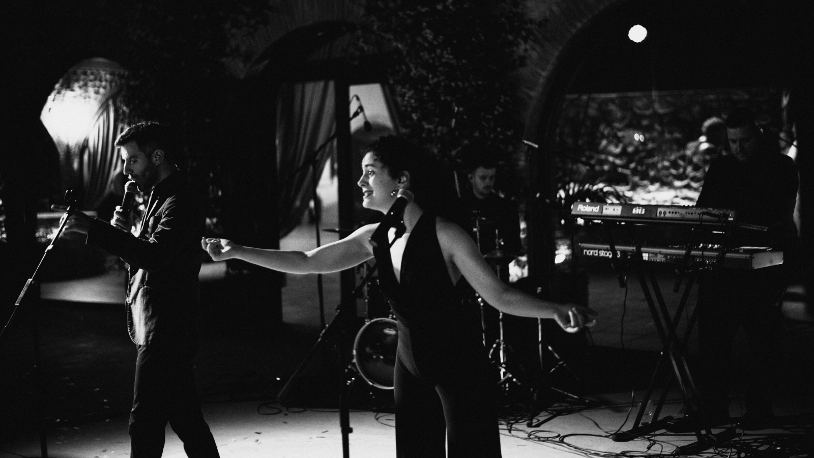 Wedding photographer in Barcelona at La Farinera with film photography