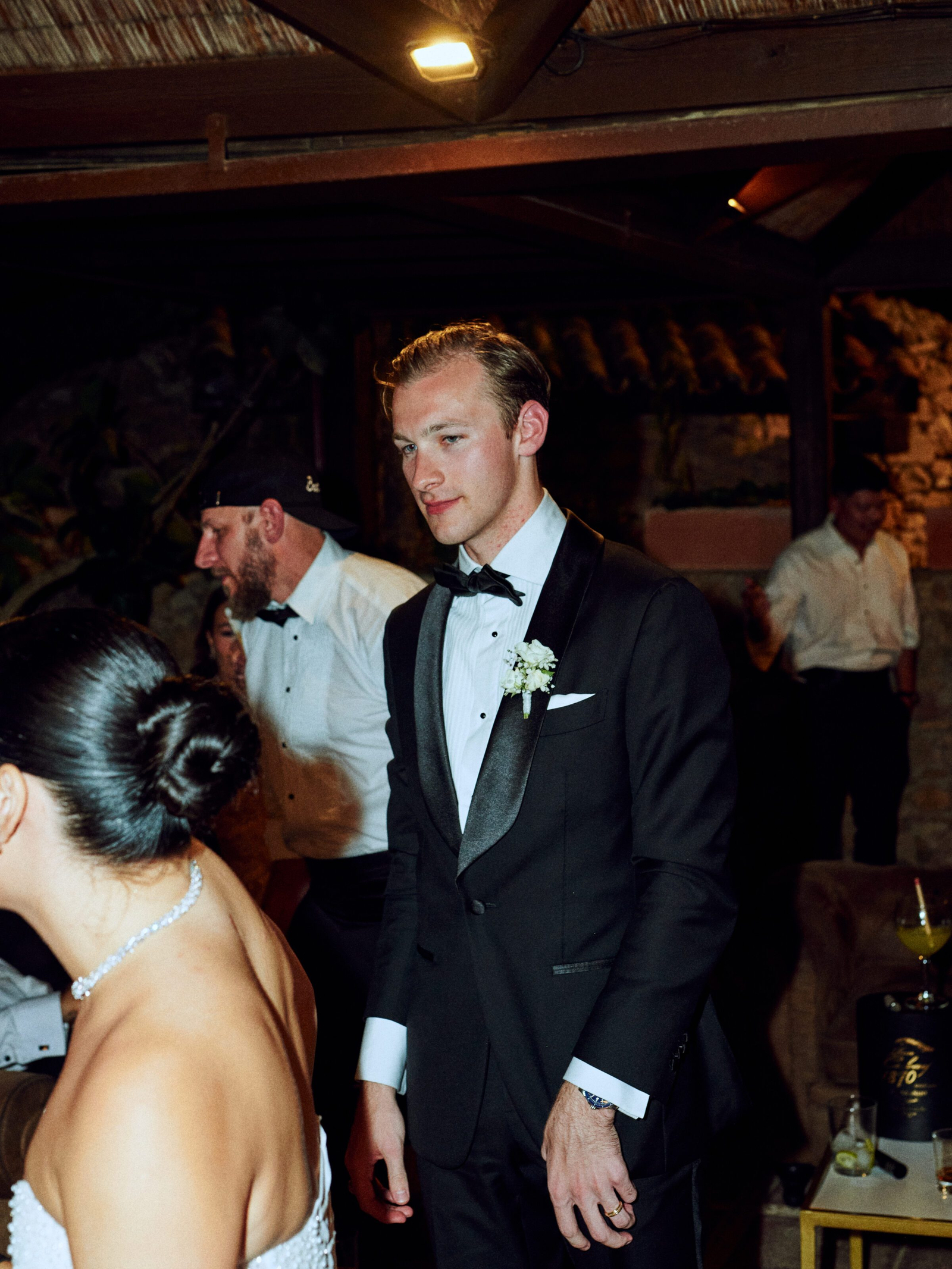 Wedding photographer Barcelona Bridal - photos with bridal dress