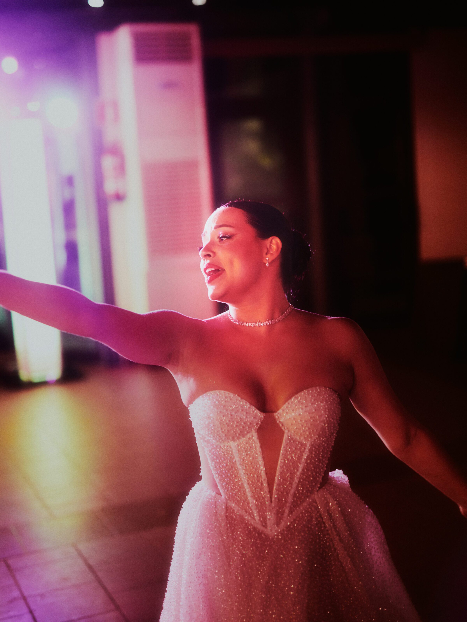 Wedding photographer Barcelona Bridal avenue