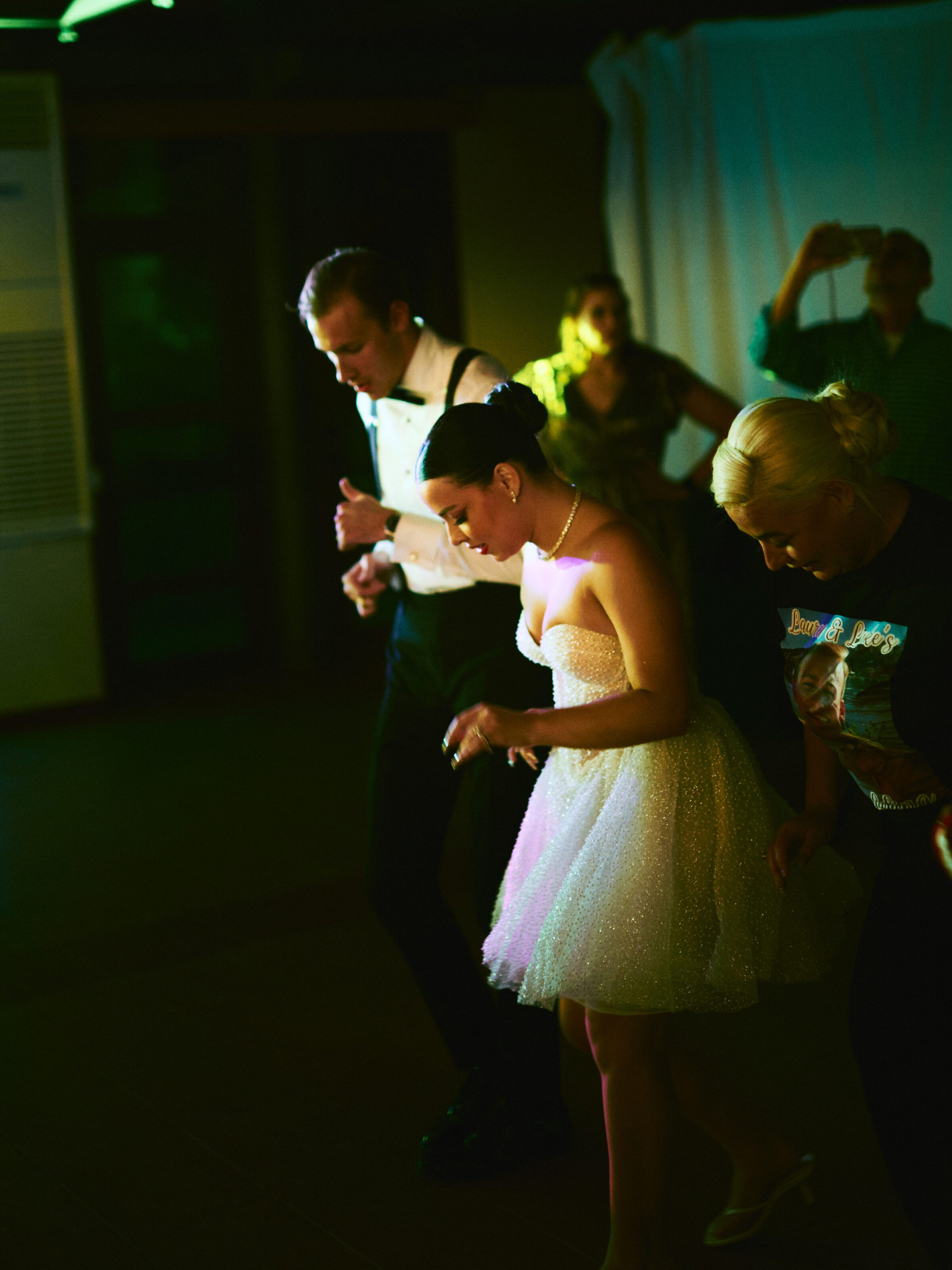 Wedding photographer Barcelona Bridal avenue