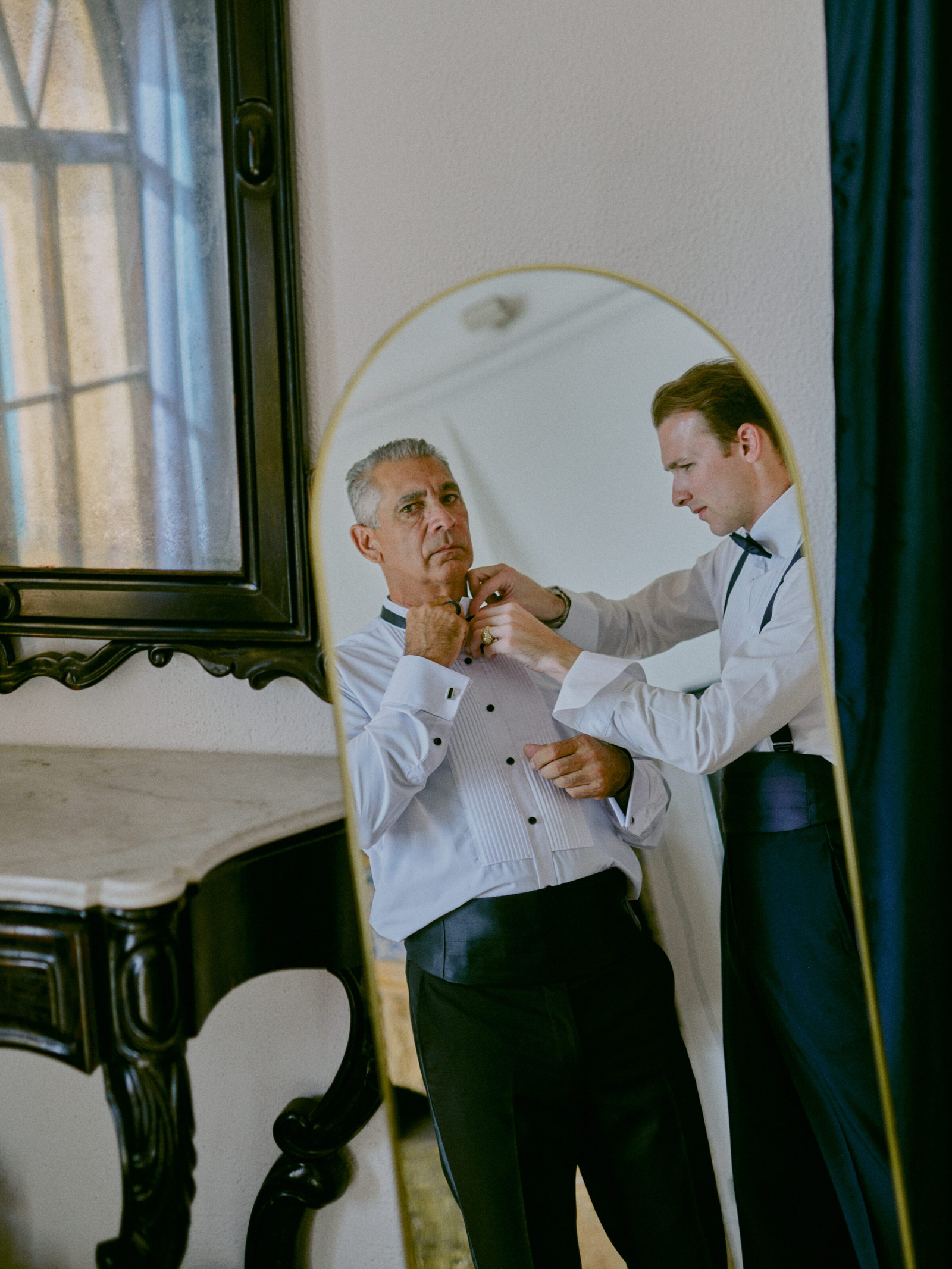 Wedding photographer Barcelona Bridal avenue