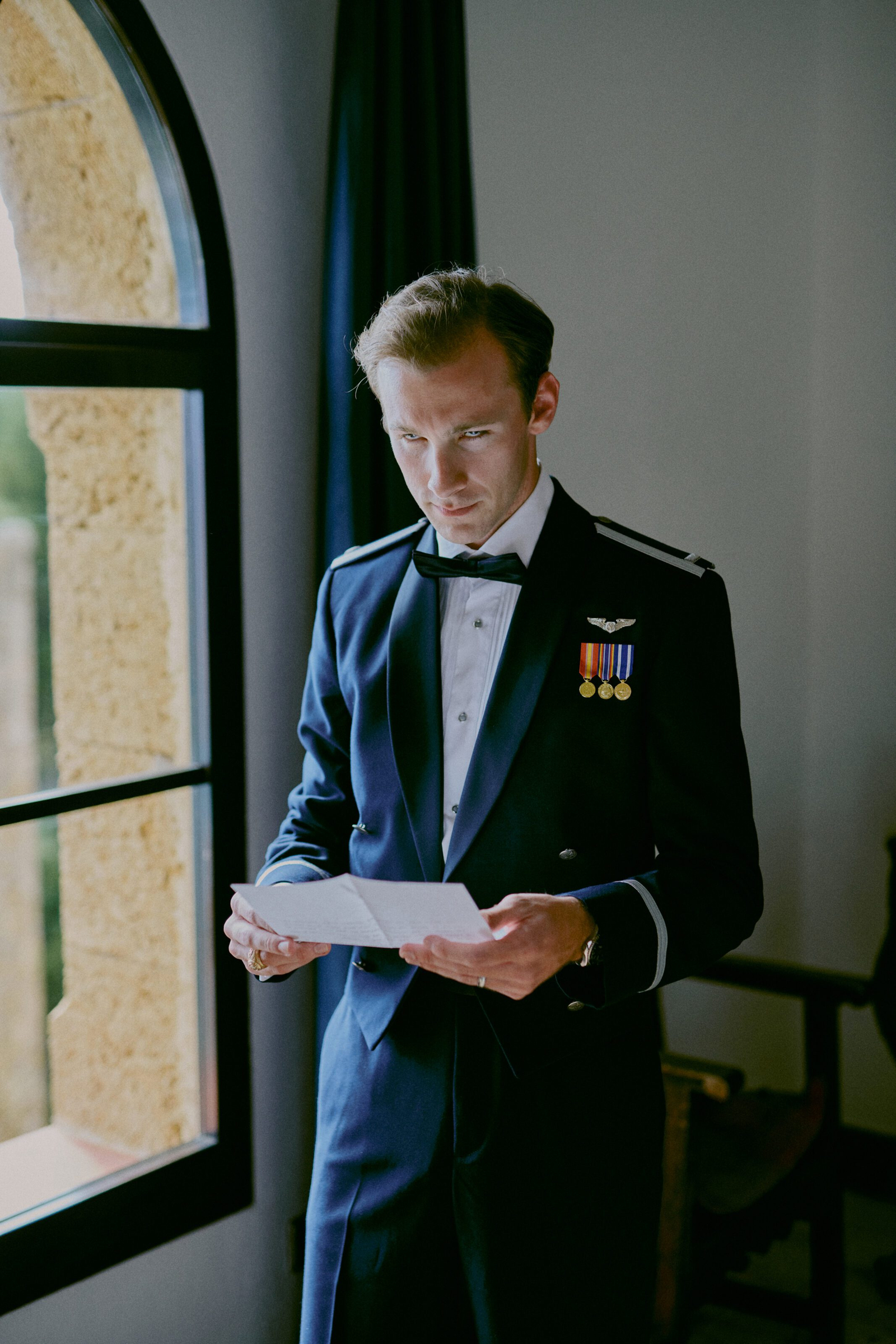 Wedding photographer Barcelona Bridal - photos with bridal dress