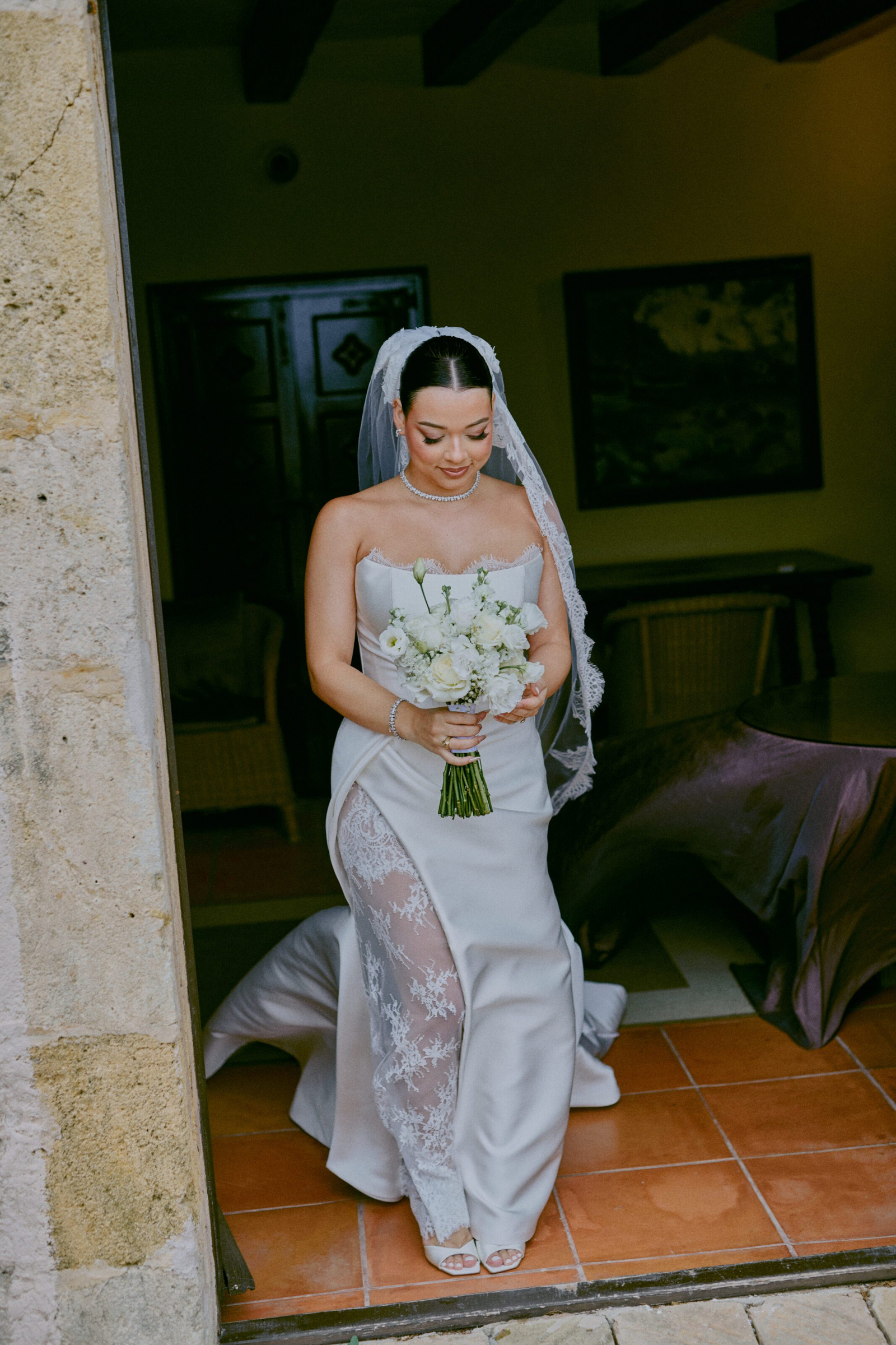 Wedding photographer Barcelona Bridal avenue