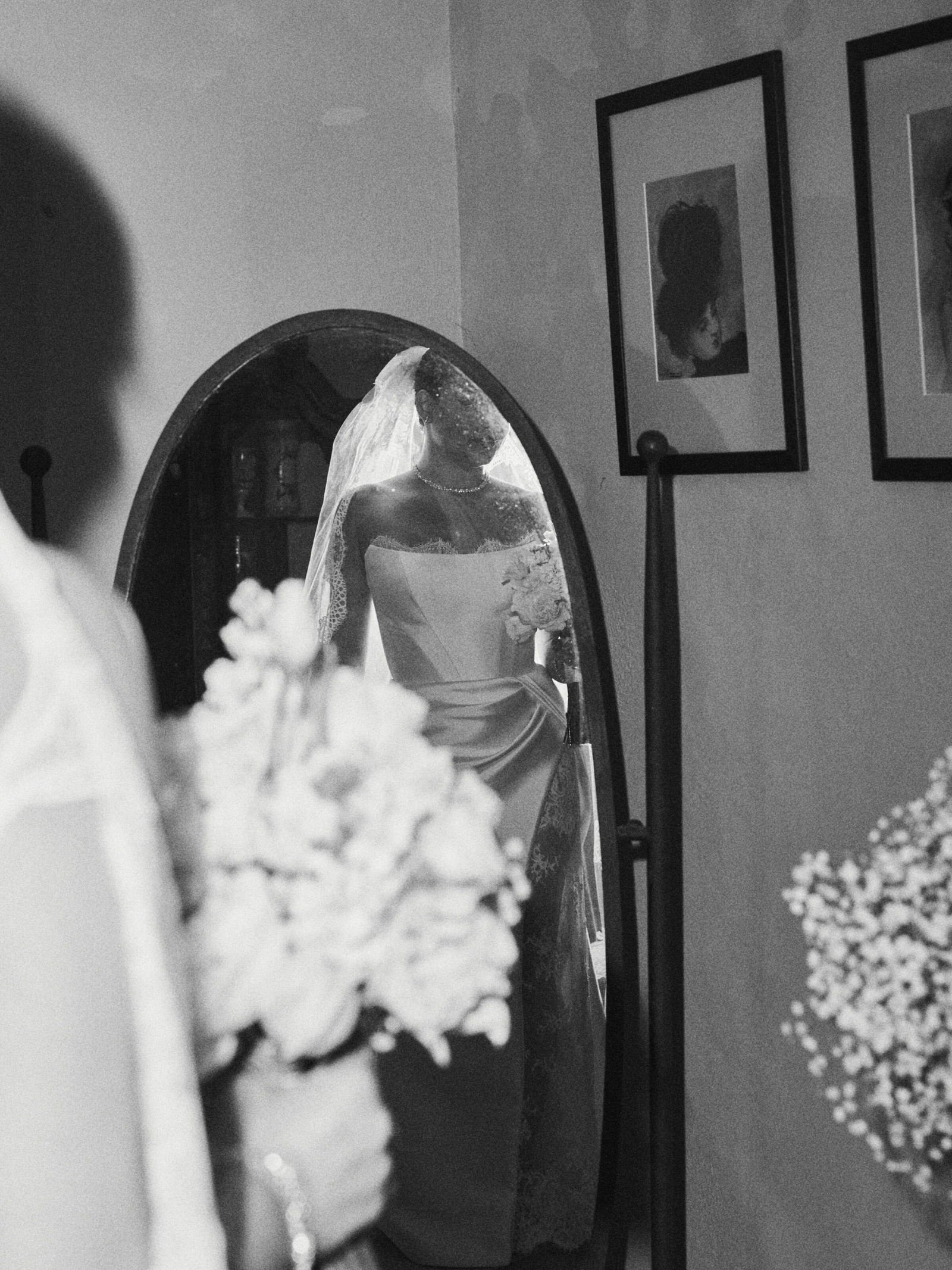 Wedding photographer Barcelona Bridal avenue