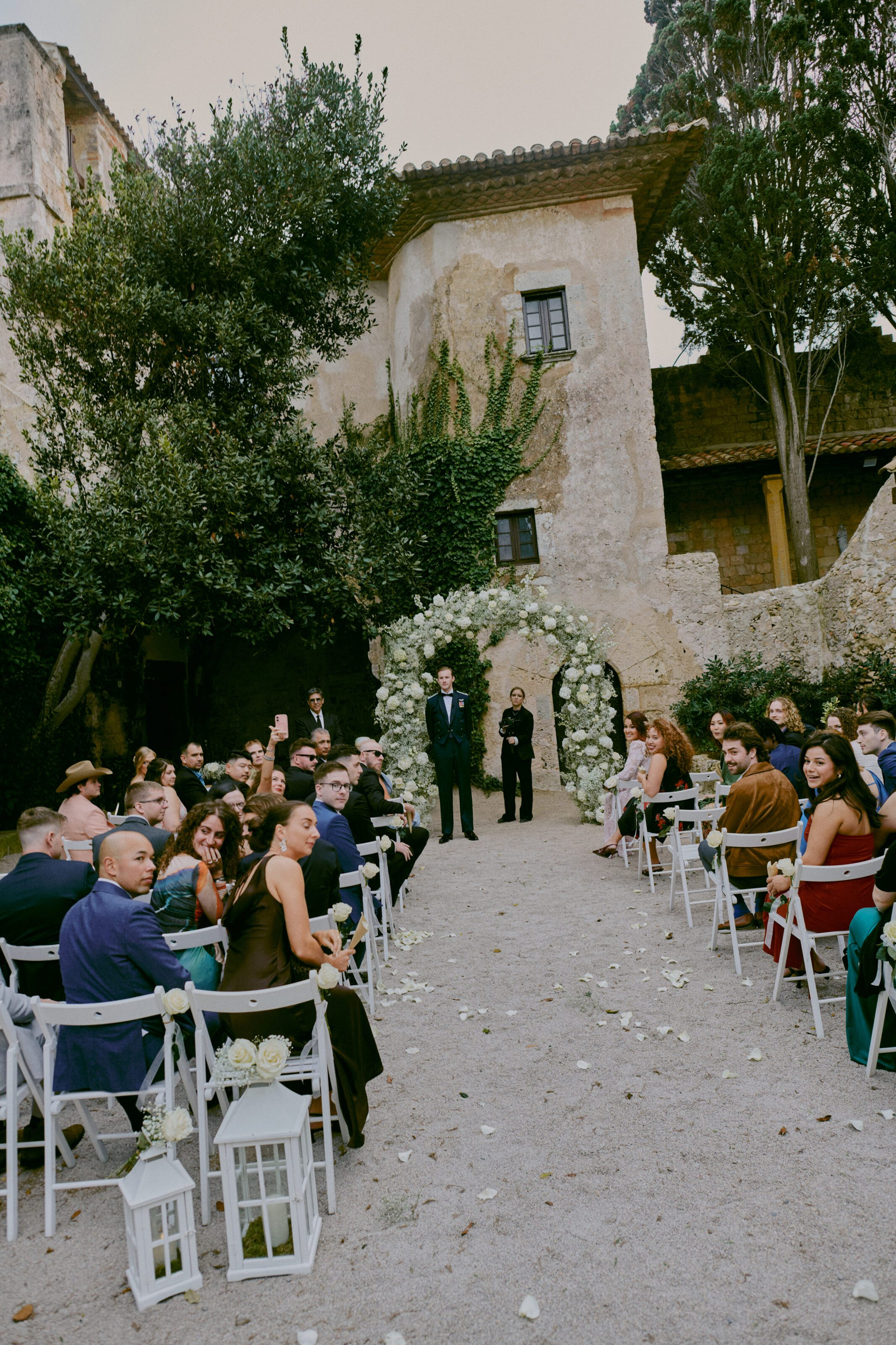 Wedding photographer Barcelona Bridal avenue