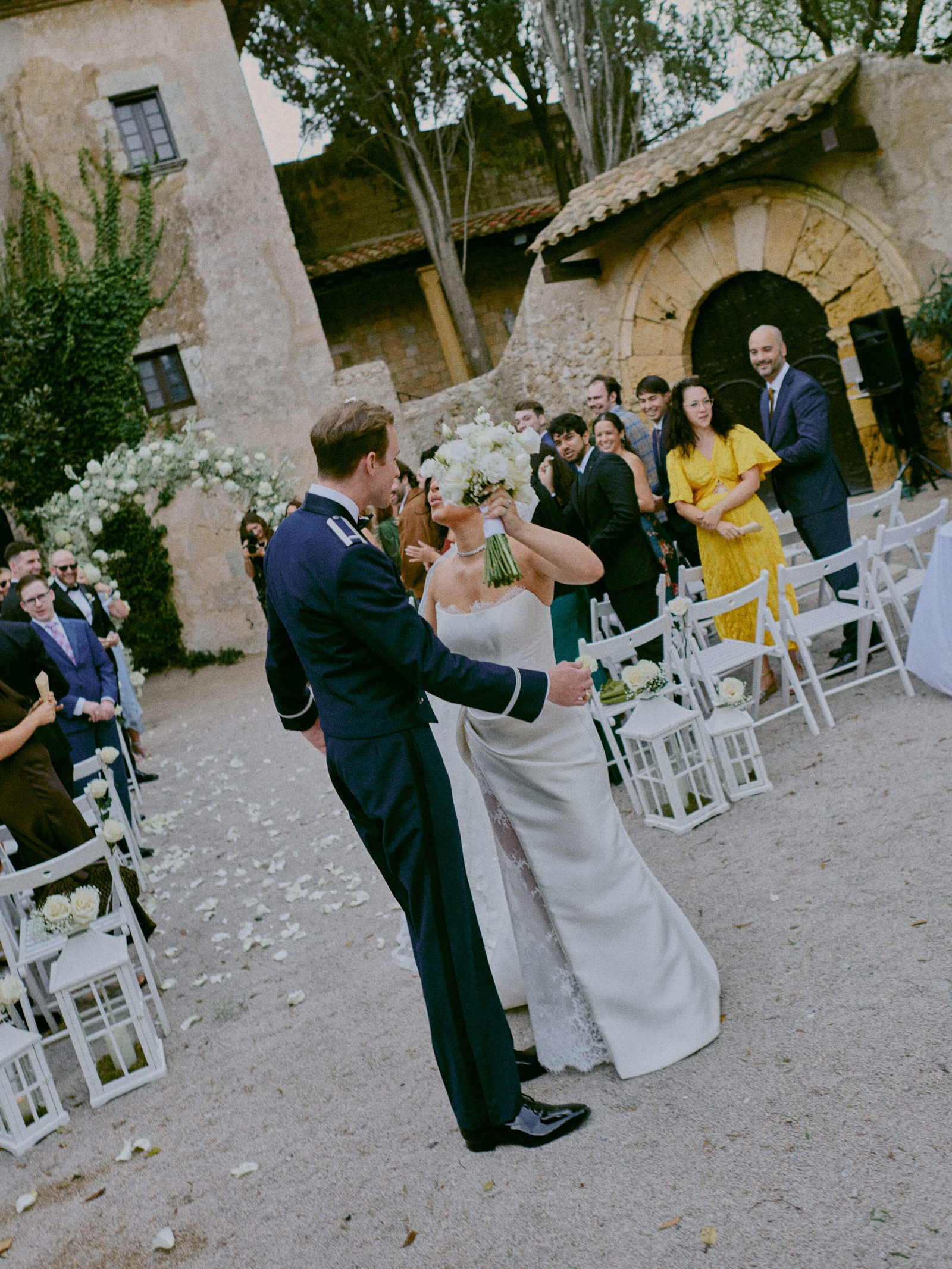 Wedding photographer Barcelona Bridal avenue