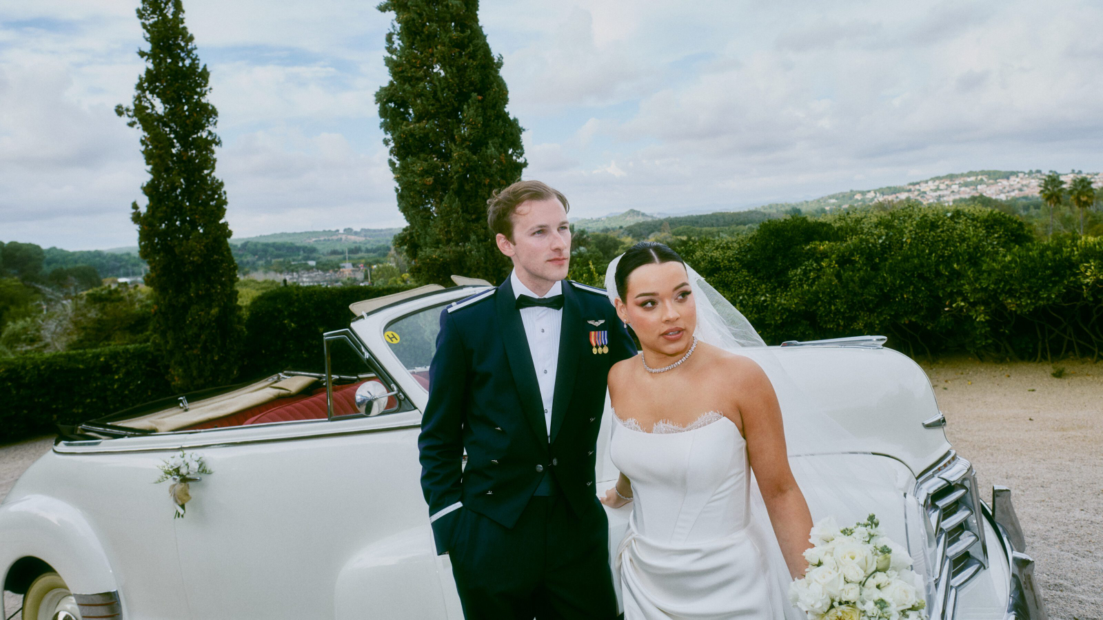 Wedding photographer Barcelona Bridal avenue