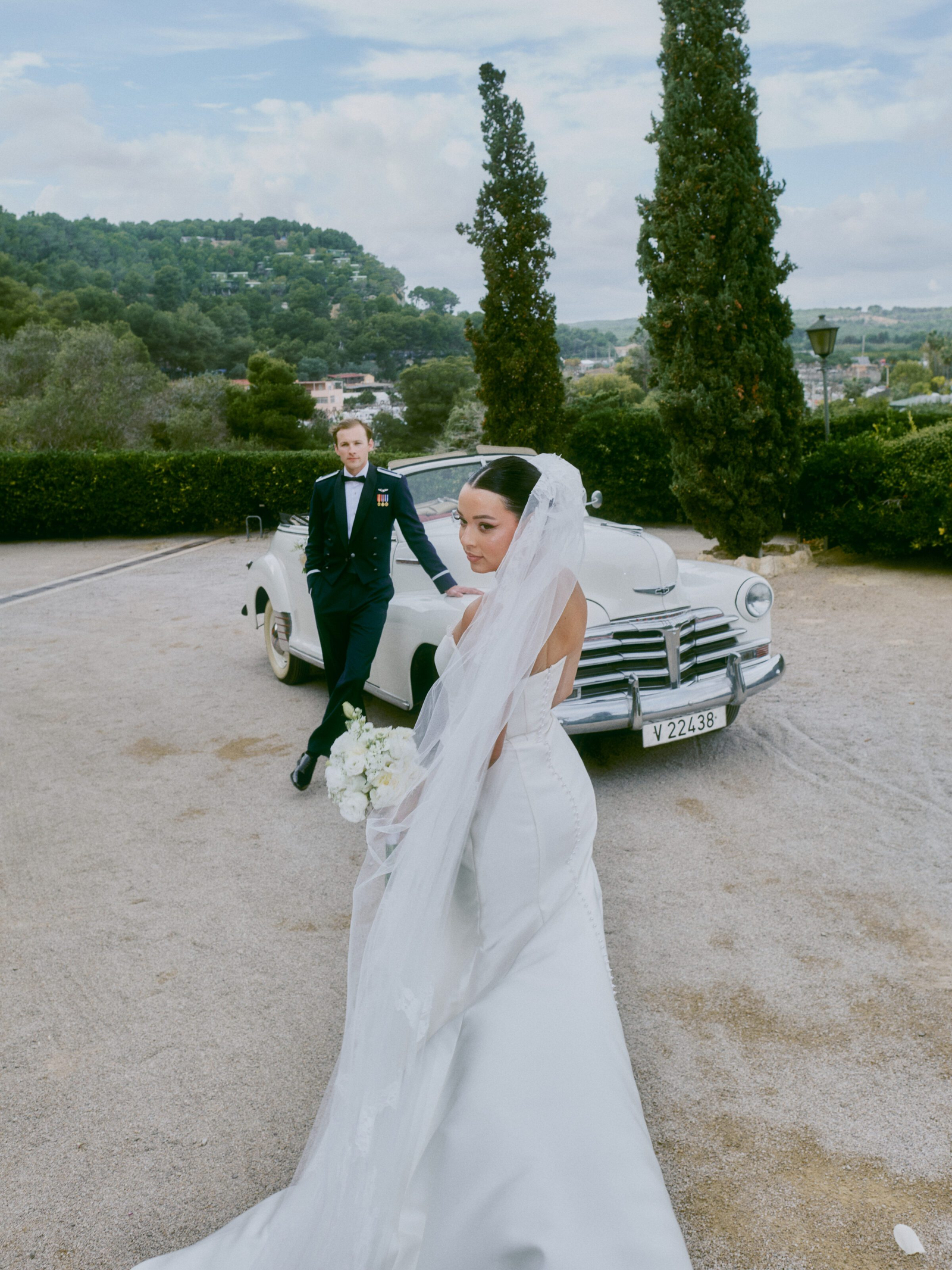 Wedding photographer Barcelona Bridal avenue