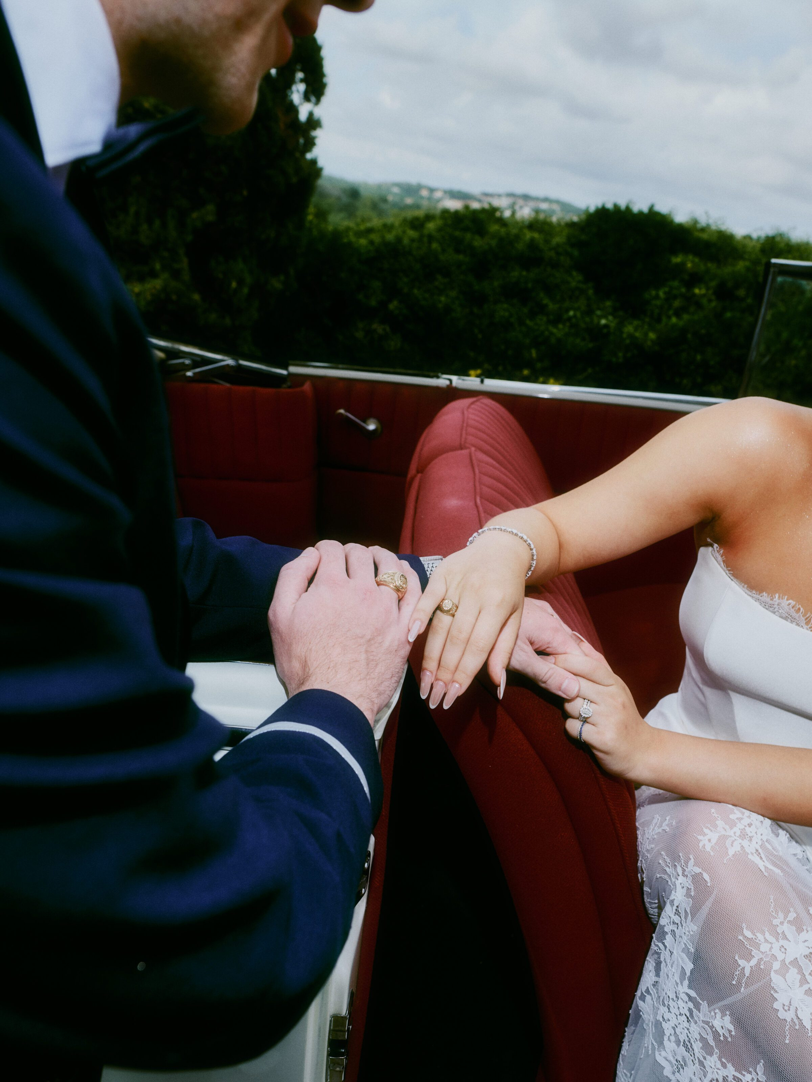 Wedding photographer Barcelona Bridal avenue