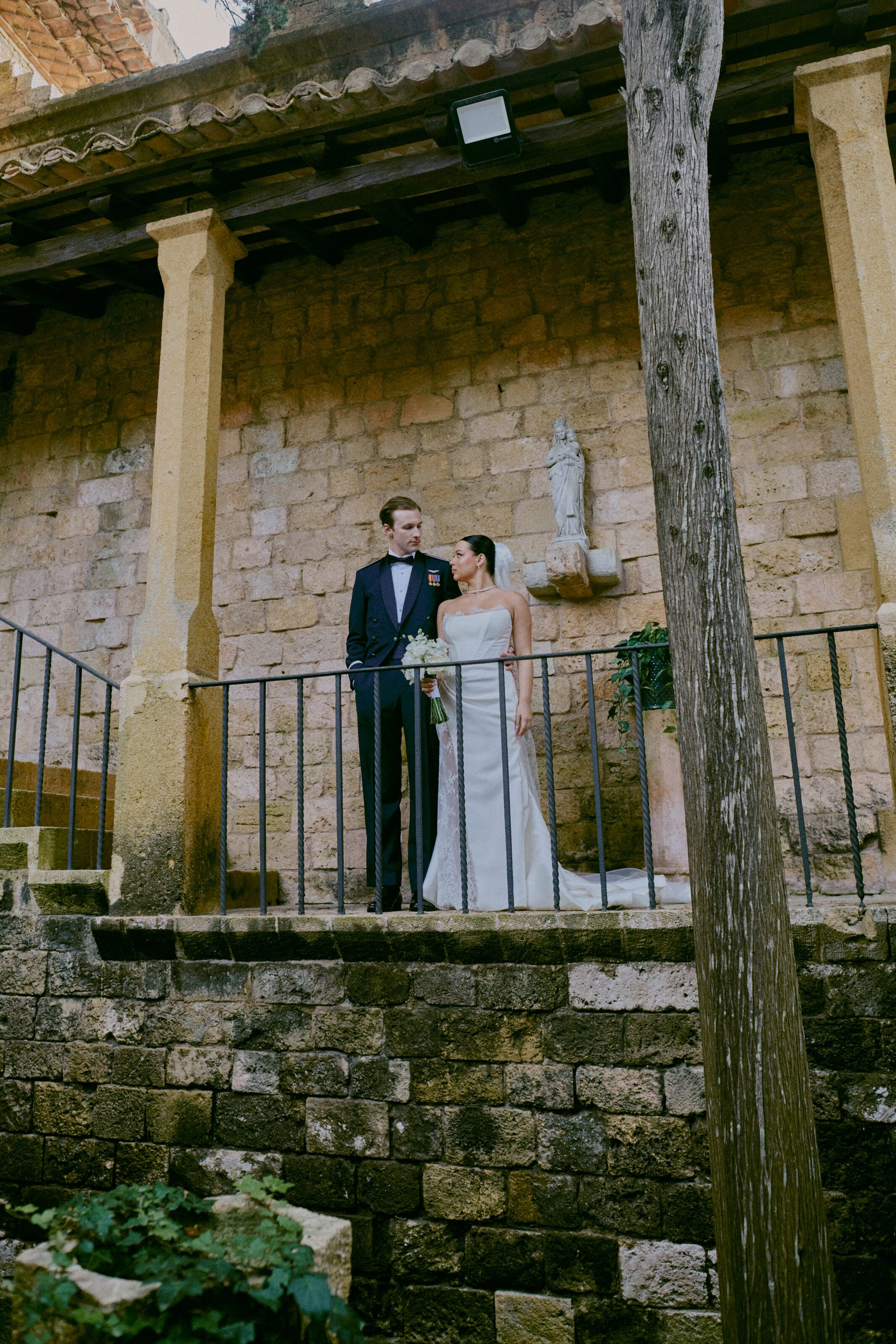 Wedding photographer Barcelona Bridal avenue