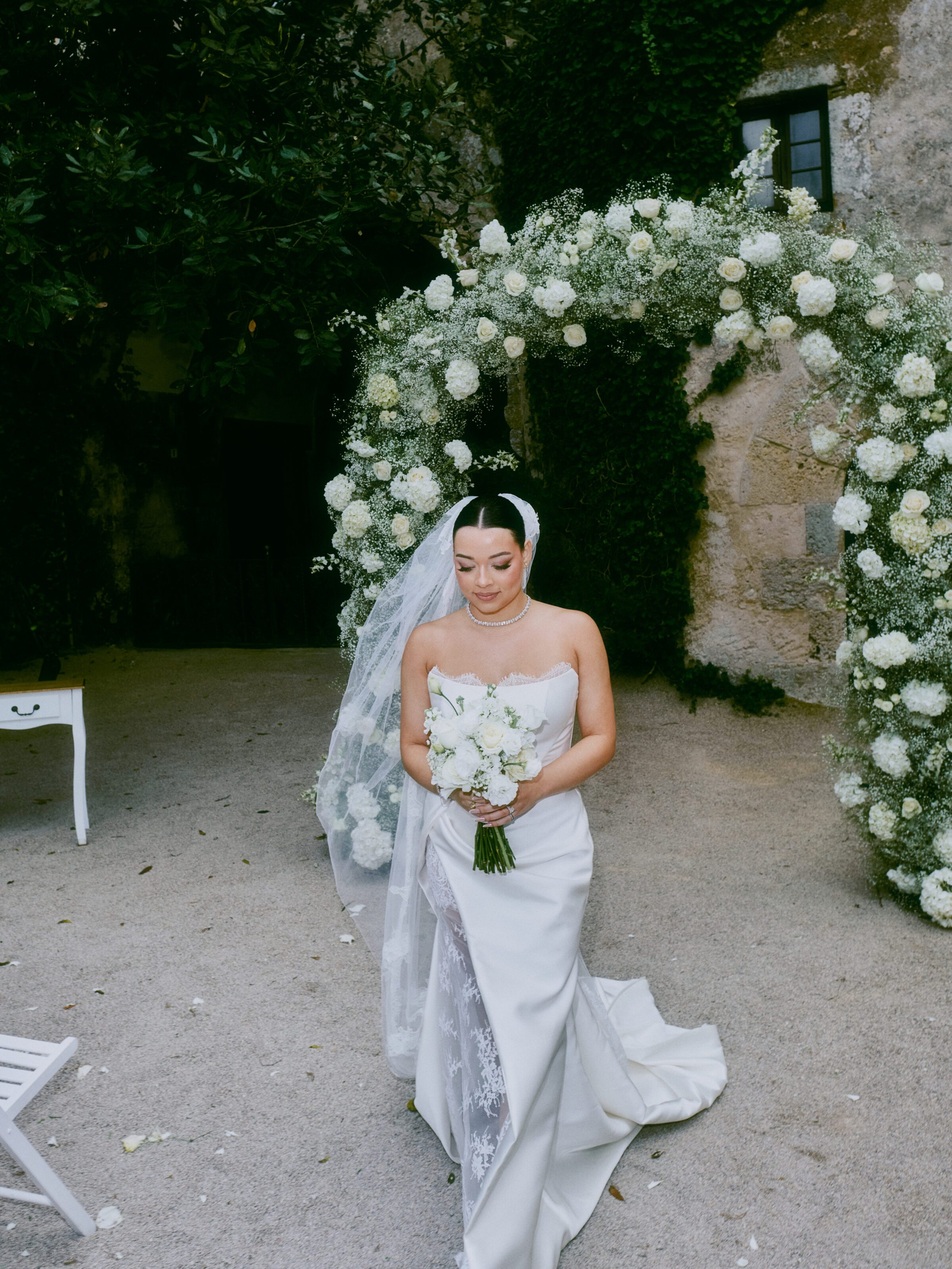 Wedding photographer Barcelona Bridal avenue