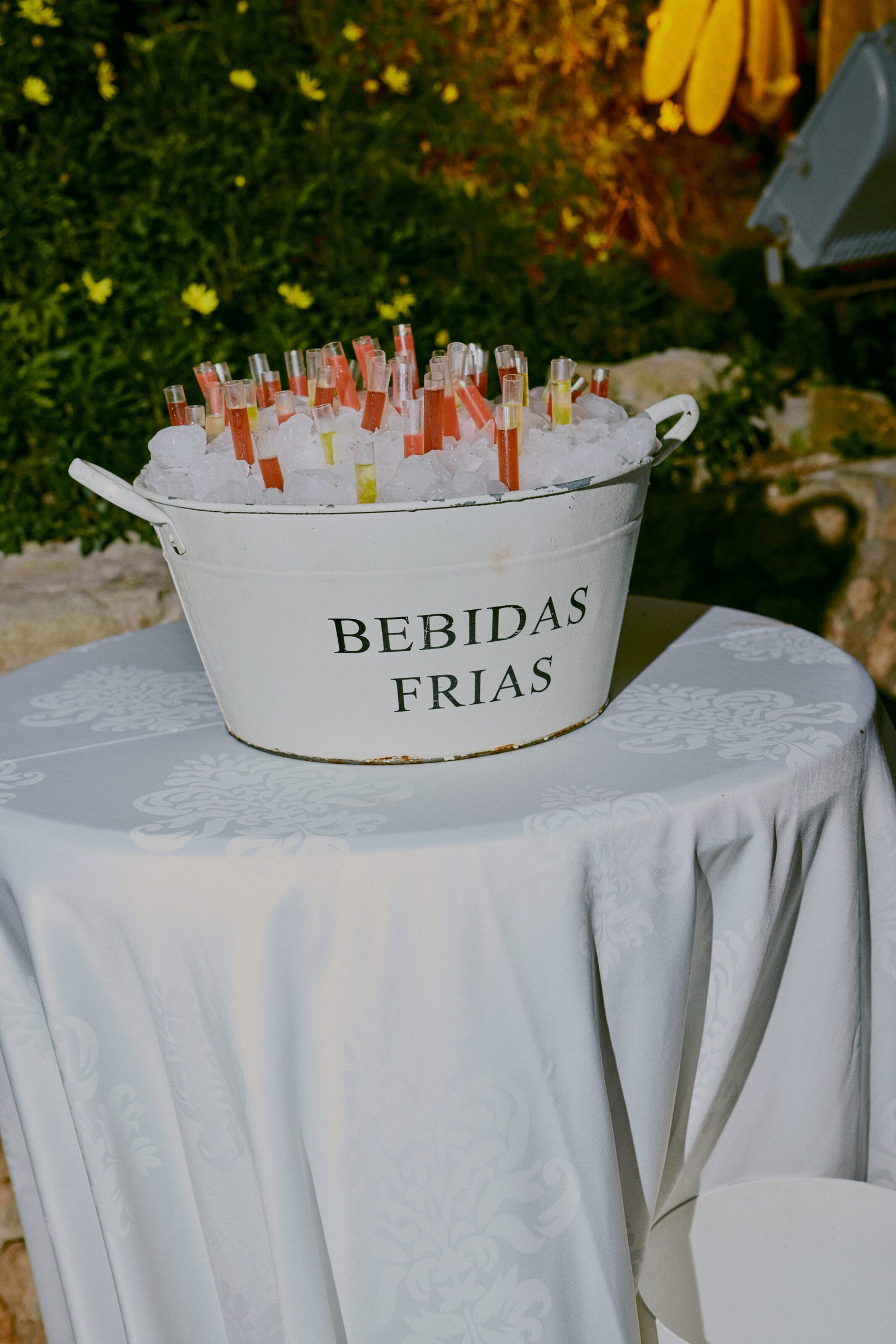 Wedding photographer Barcelona Bridal avenue