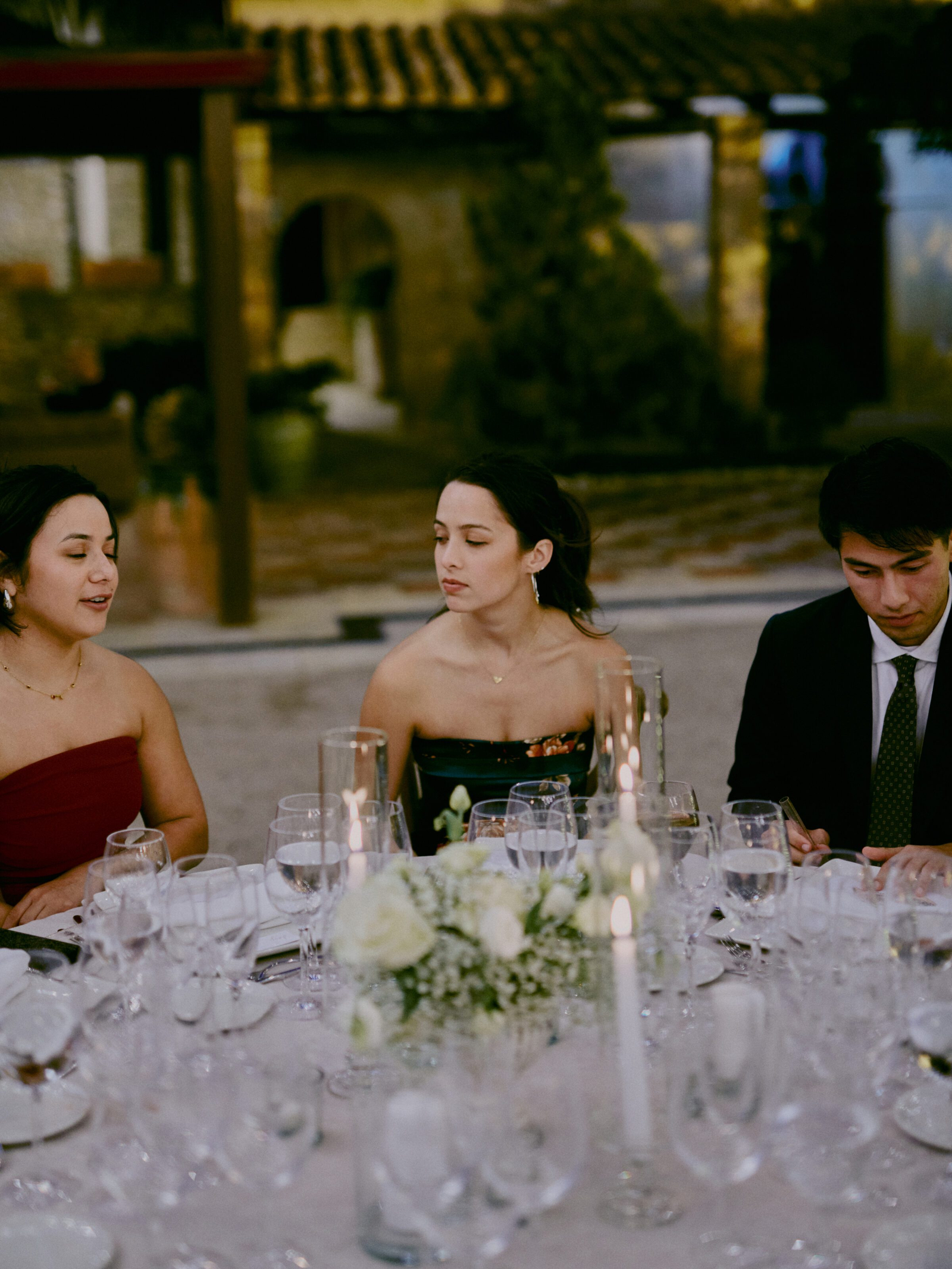 Wedding photographer Barcelona Bridal avenue