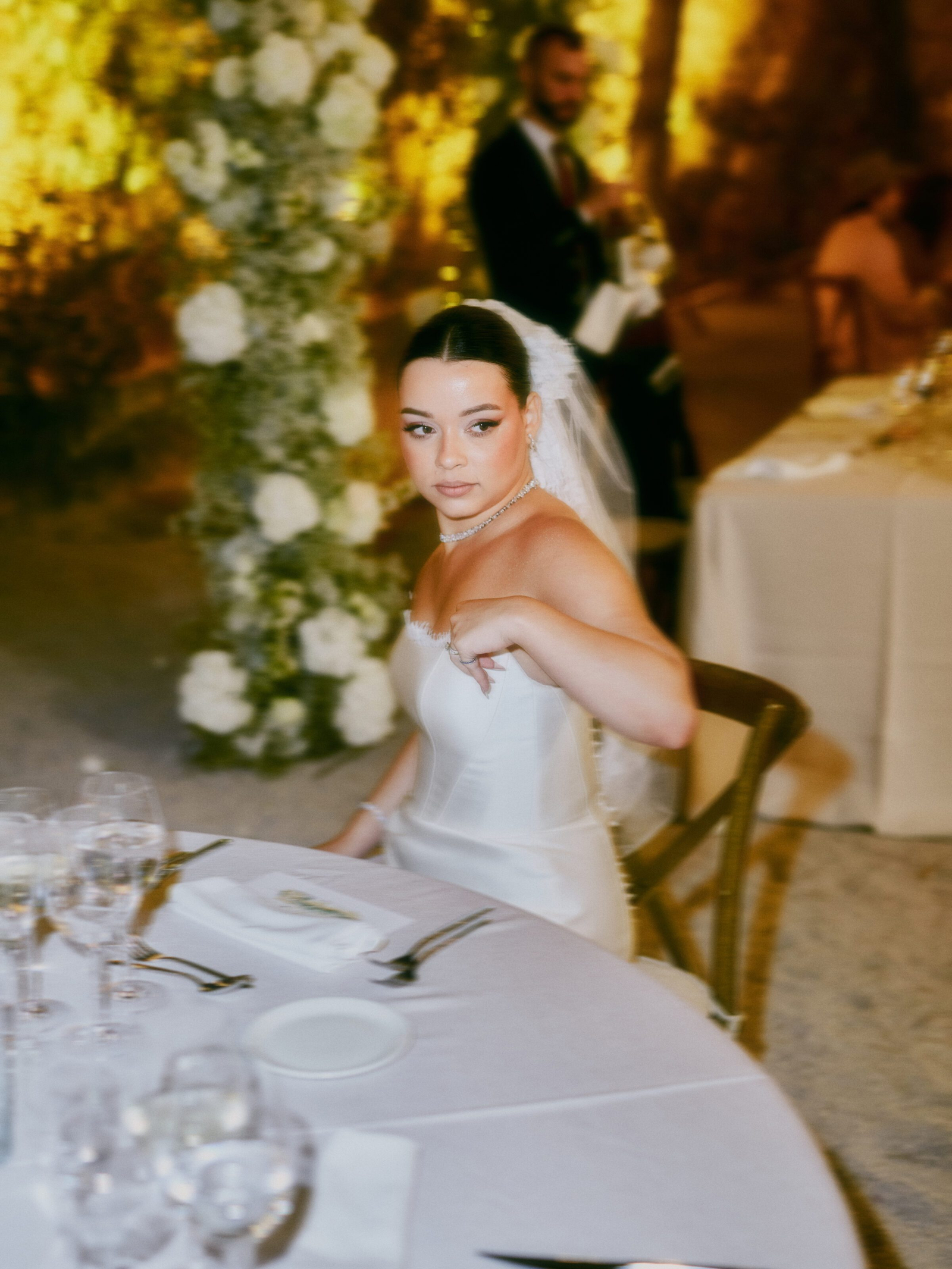 Wedding photographer Barcelona Bridal - photos with bridal dress