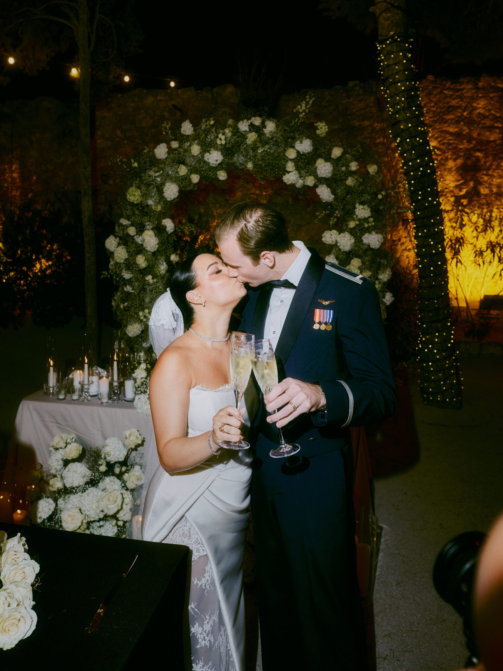 Wedding photographer Barcelona Bridal - photos with bridal dress