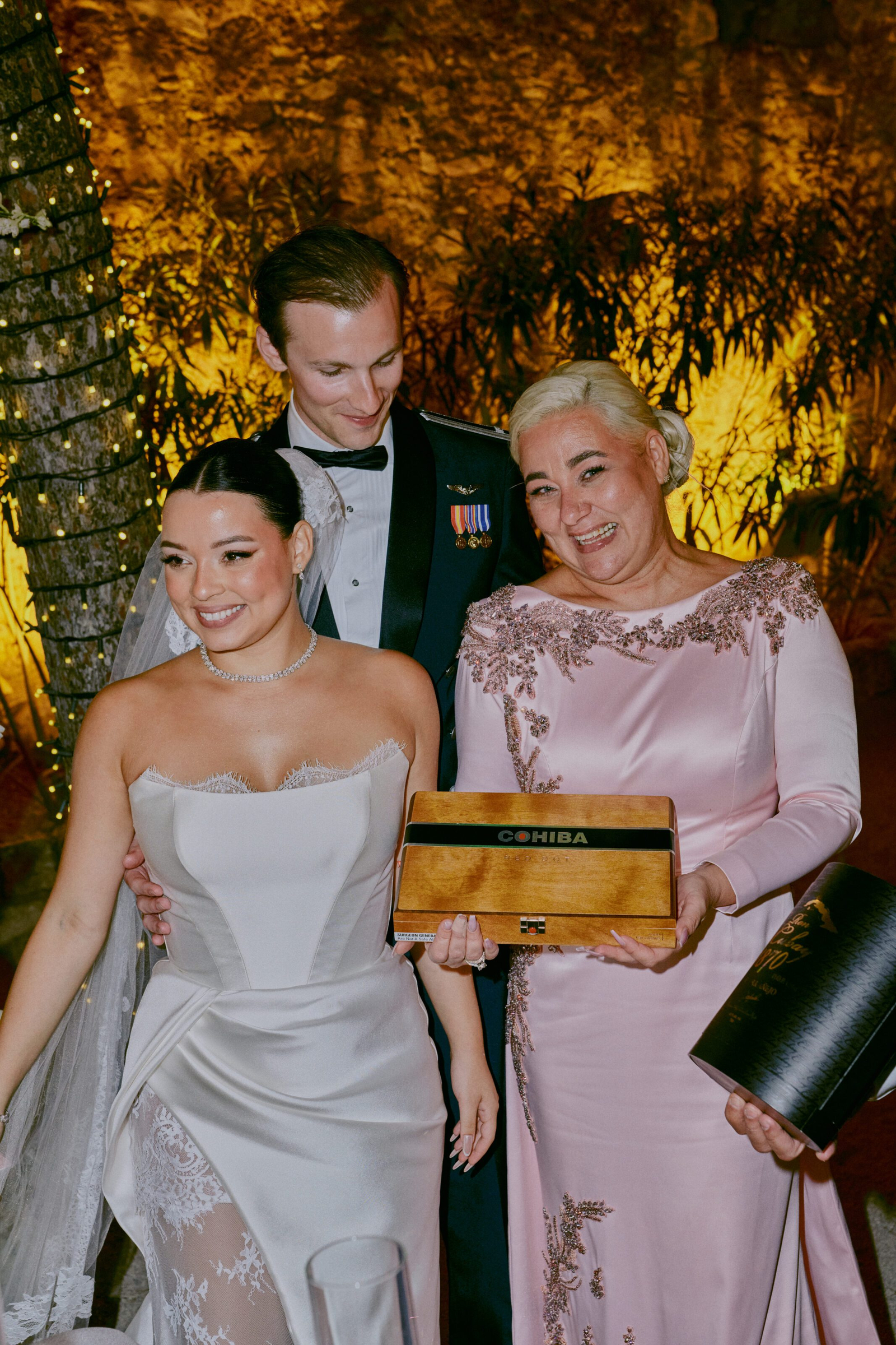 Wedding photographer Barcelona Bridal avenue